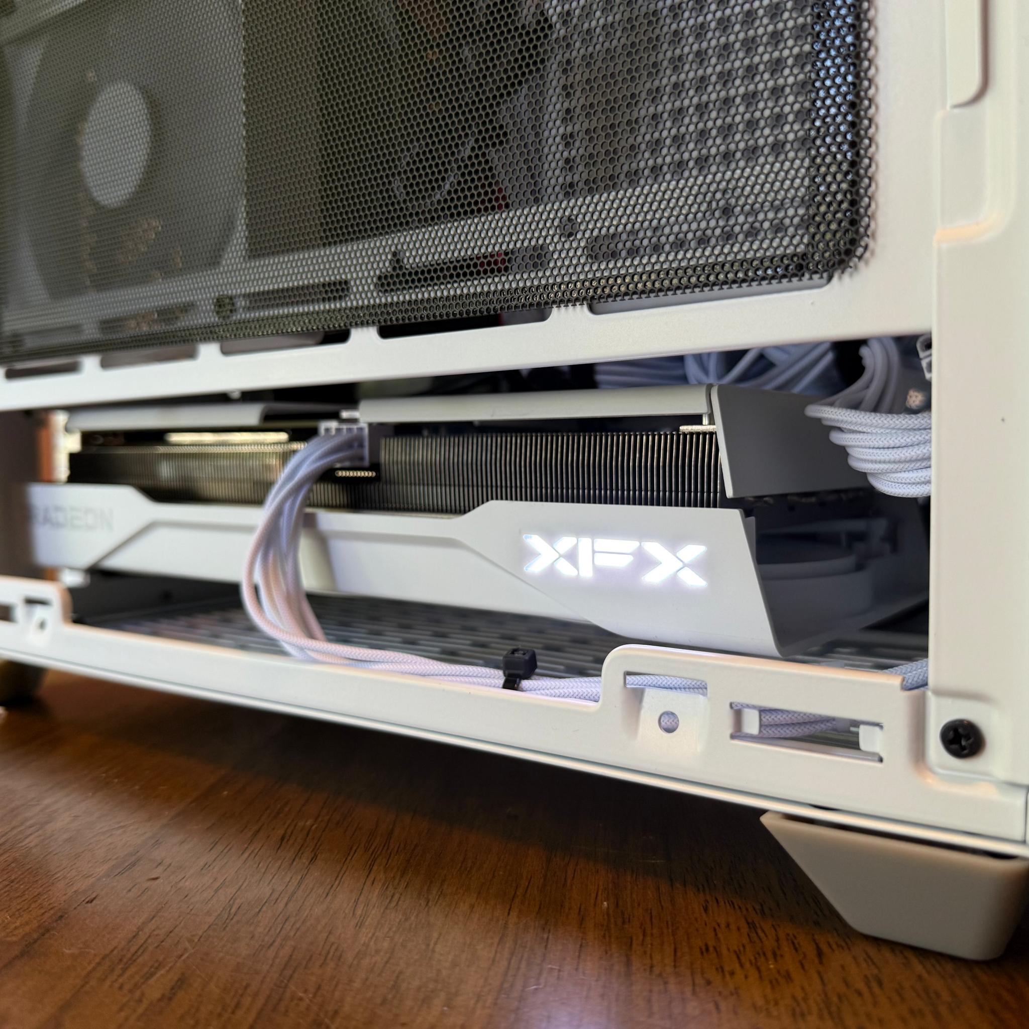 ▫️Small Form Factor▫️ RX 9060 XT 16GB | Ryzen 5700X | 32GB DDR4 | 2TB SSD