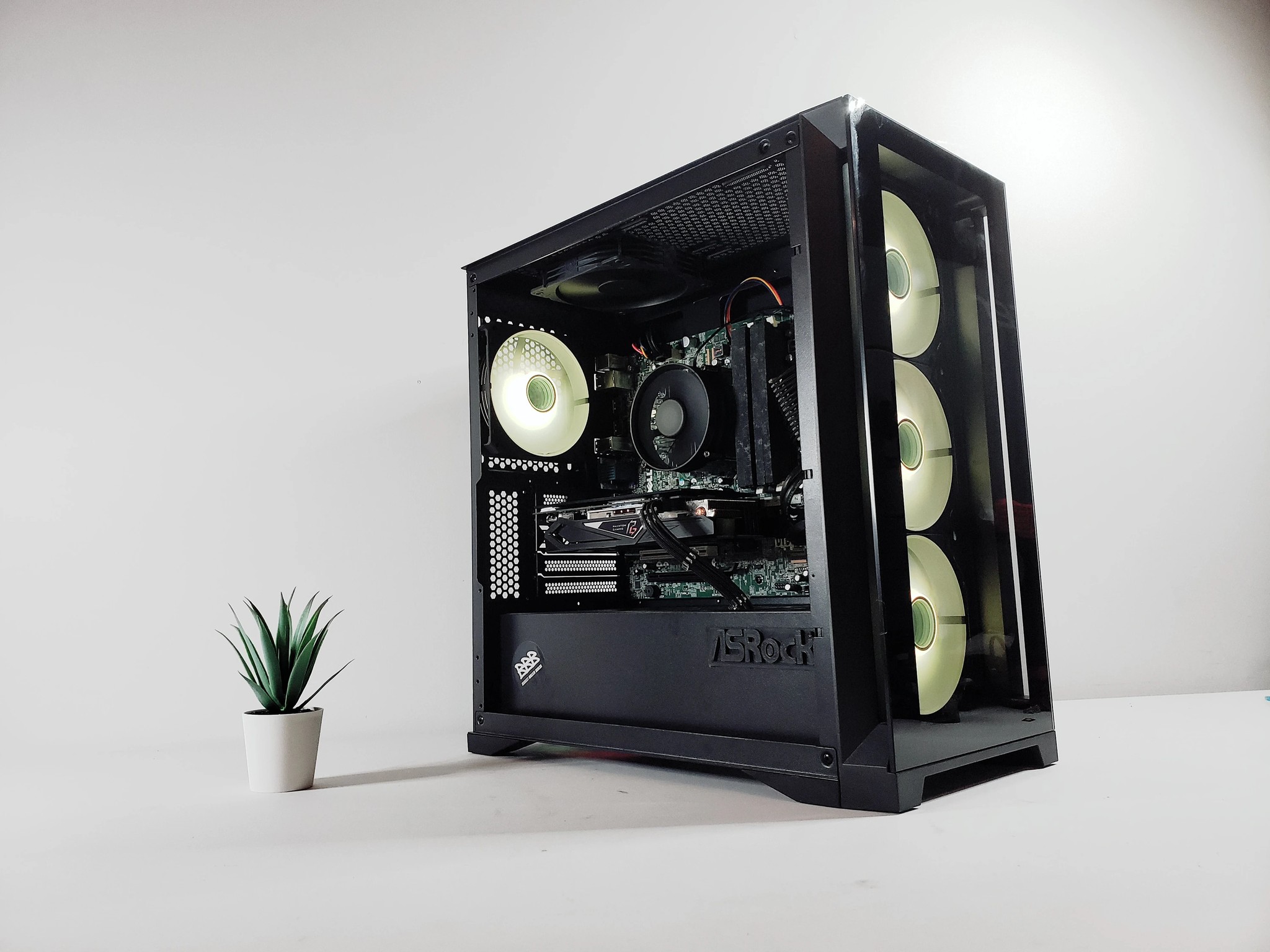 🚨 Budget Gaming PC | ⚙️RX570 | Custom RGB ✨ |