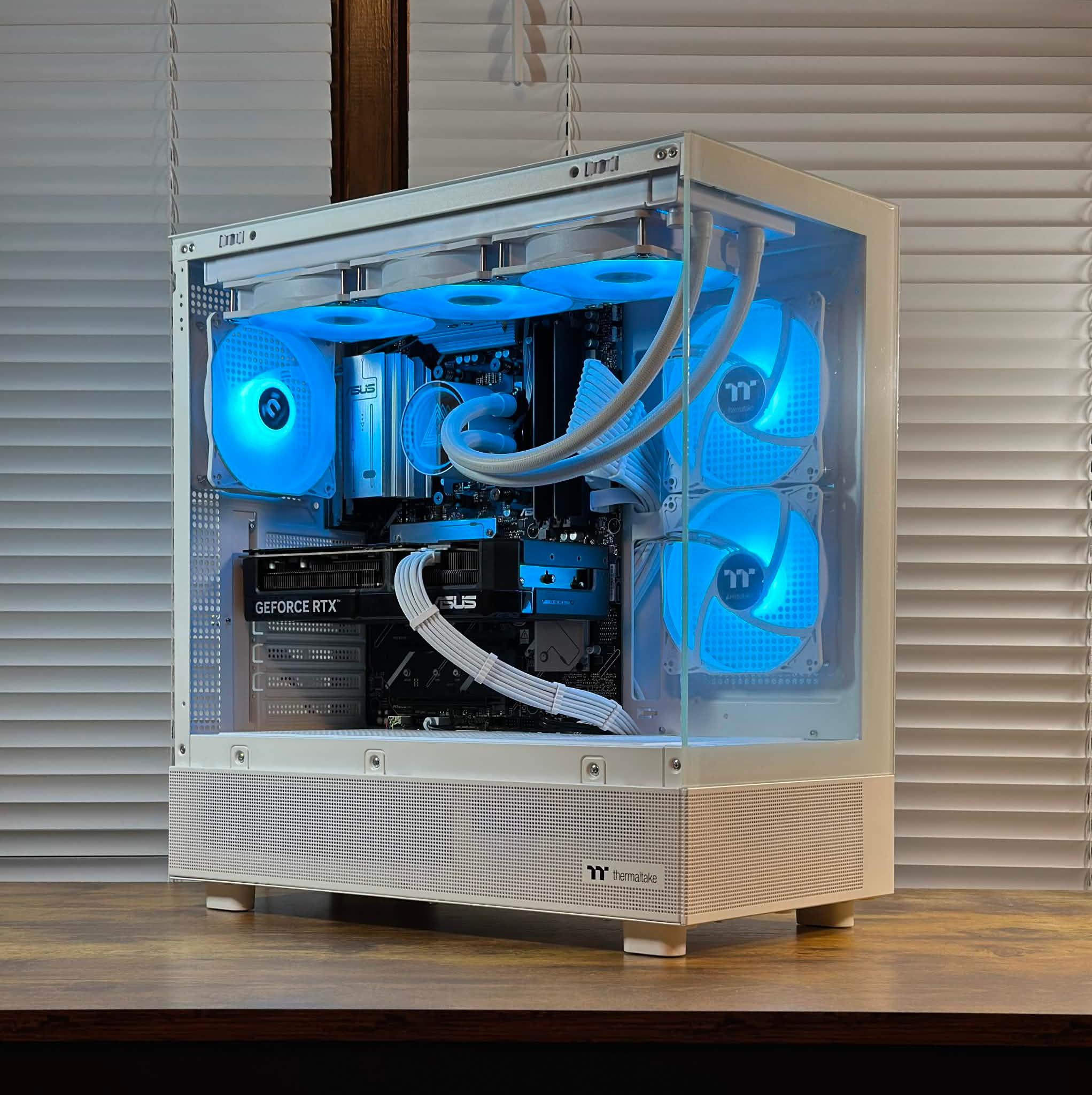 RTX 5070 12GB | Ryzen 7 7700 | 32GB DDR5 | 3TB Storage | Win11 | WIFI | 1440P/4K Gaming PC