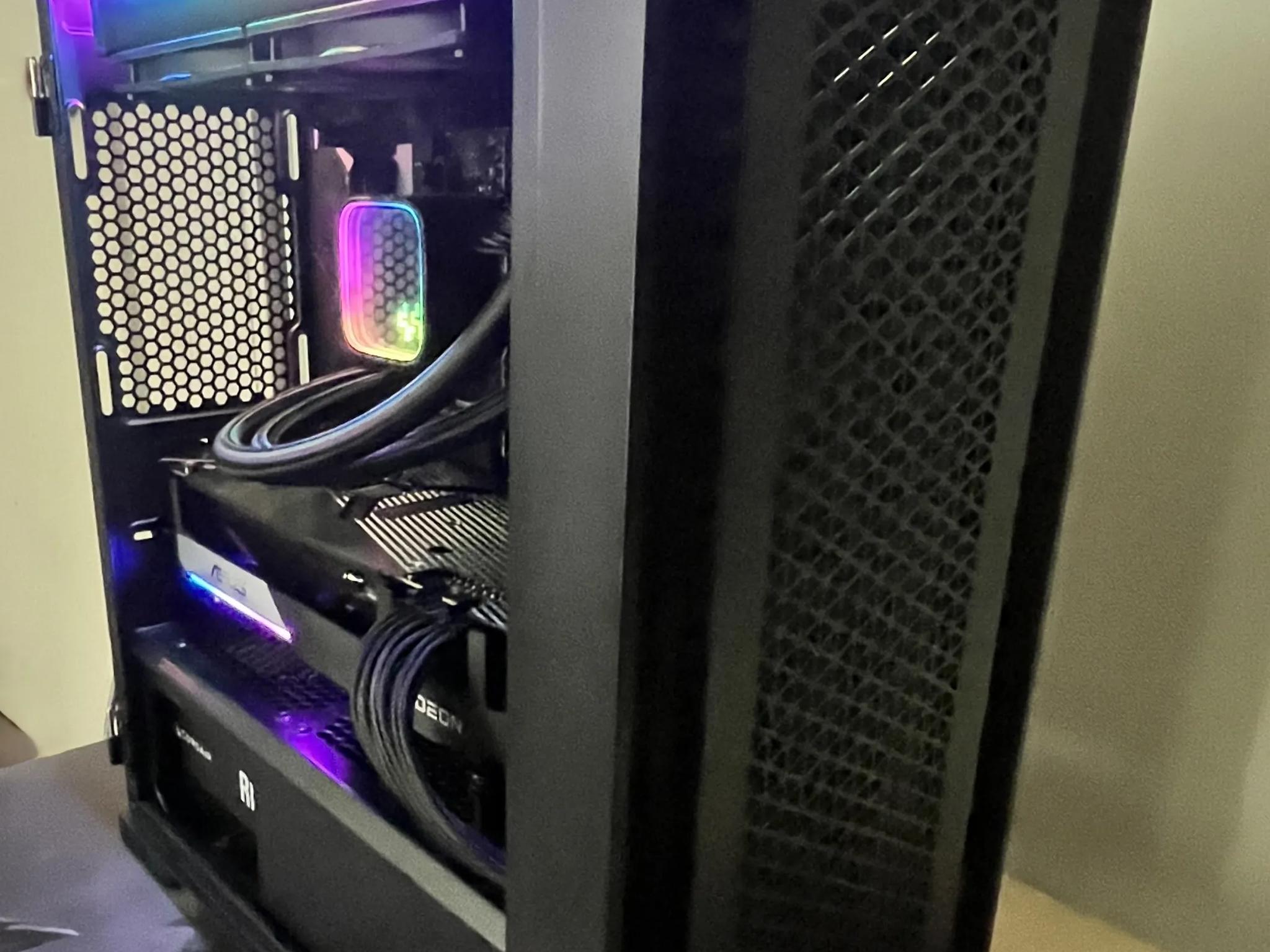 Asus Rog Strix B550 Ryzen 9 5900x + Rx 6700 XT