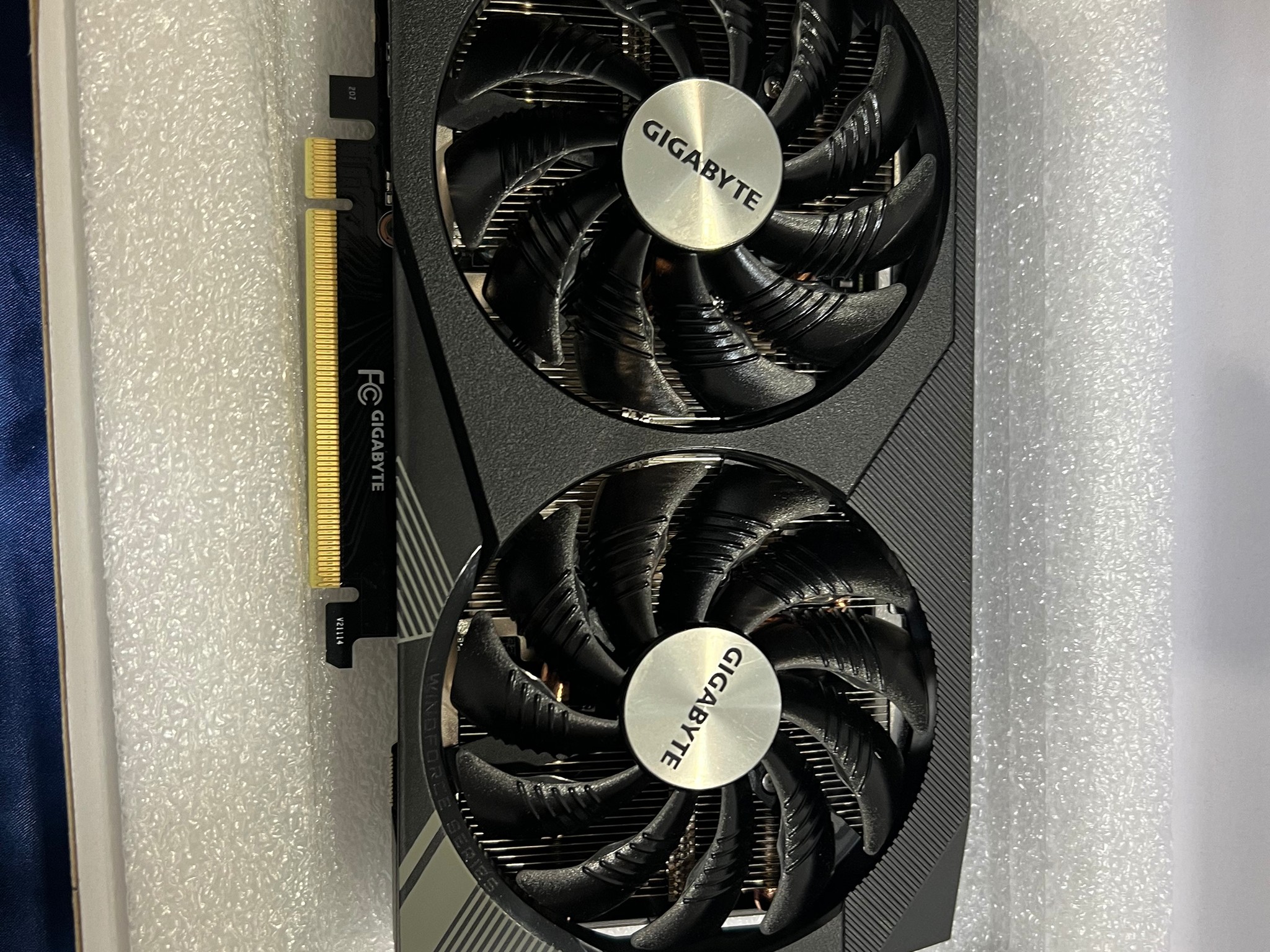 GIGABYTE GeForce RTX 3060 Ti WINDFORCE OC 8G LHR Gaming Graphics Card, GDDR6