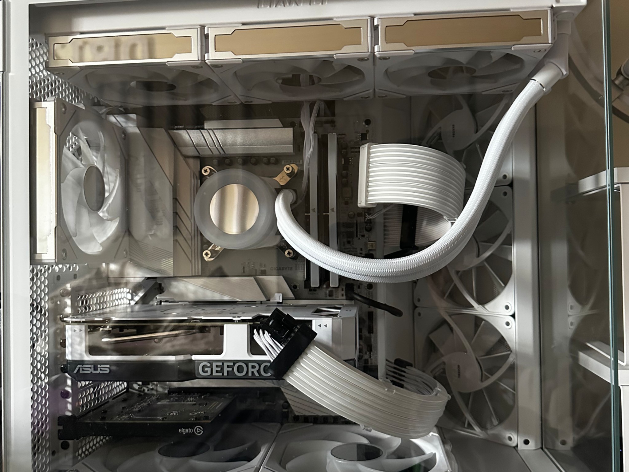 ALL WHITE GAMING PC | Intel 14700k | RTX 4060 | 32GB RAM | 2TB