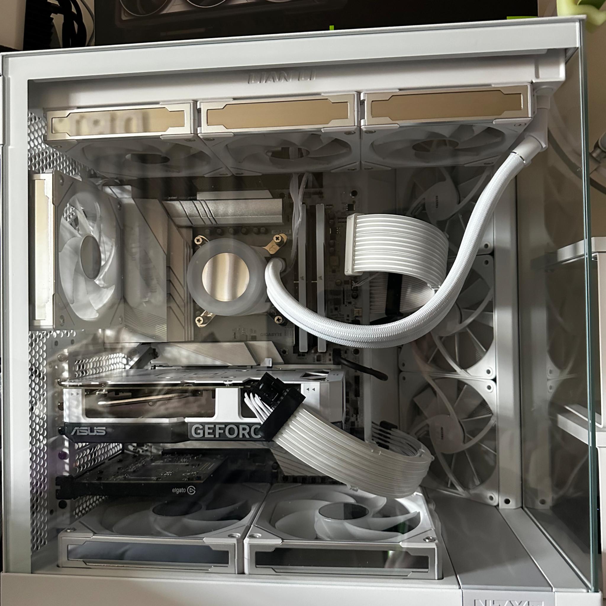 ALL WHITE GAMING PC | Intel 14700k | RTX 4060 | 32GB RAM | 2TB