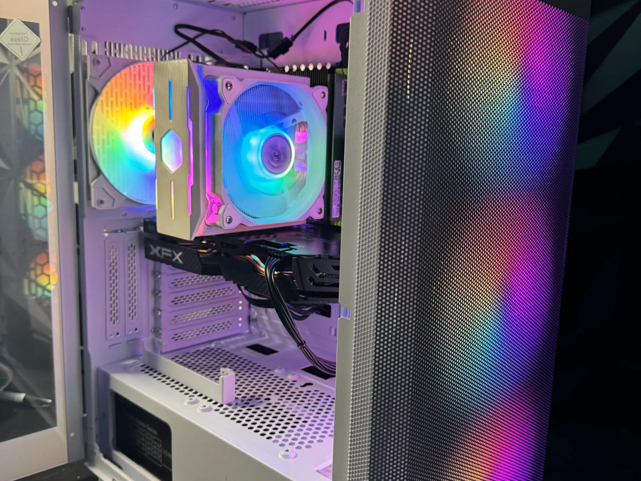 ❄️ White Snow Budget Build ❄️ Xeon 2630  8-core | RX 580 8 GB |32 GB DDR4