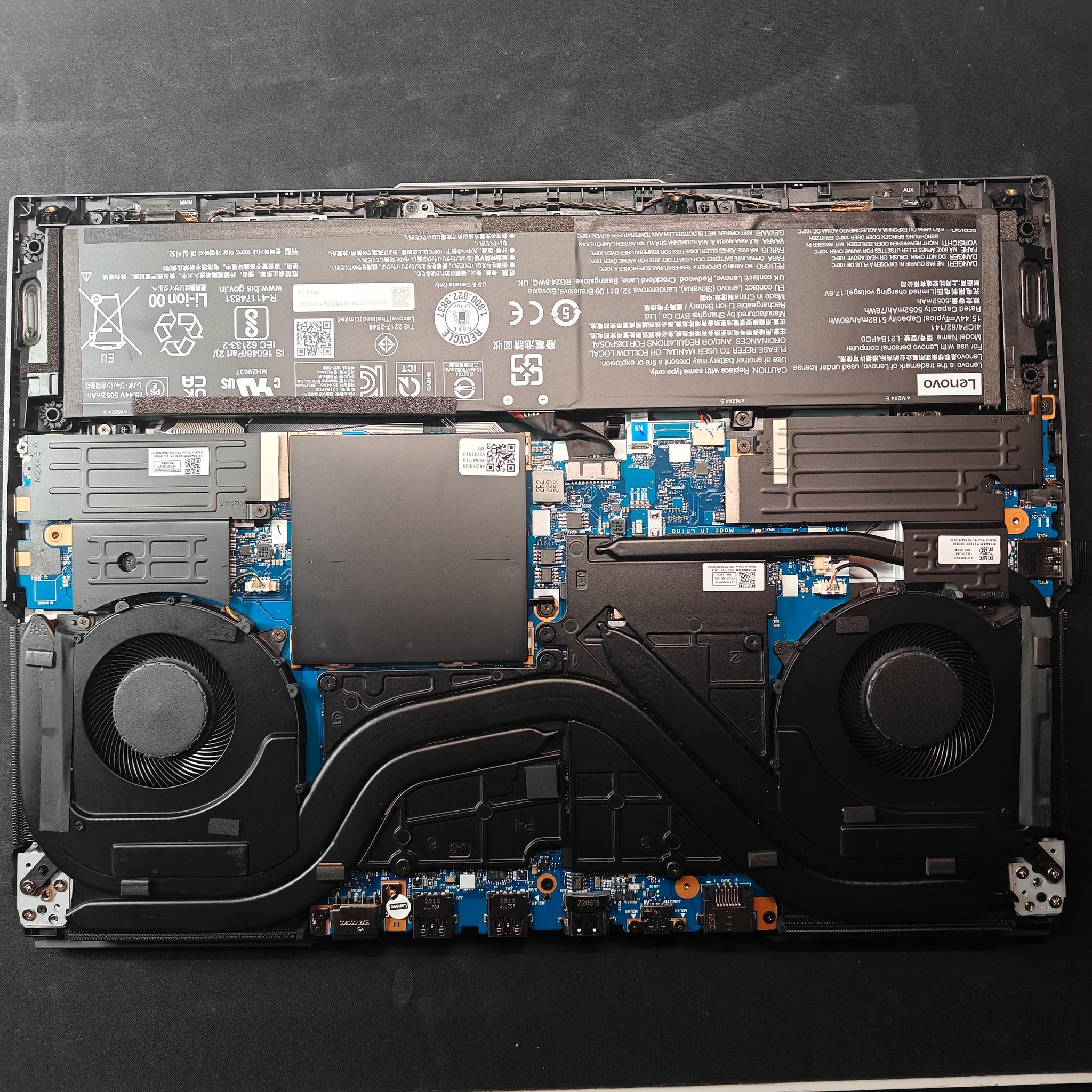 *New Battery* Lenovo Legion 5 Pro i7-12700H • RTX 3050 Ti • 16GB RAM • 512GB SSD • 165Hz