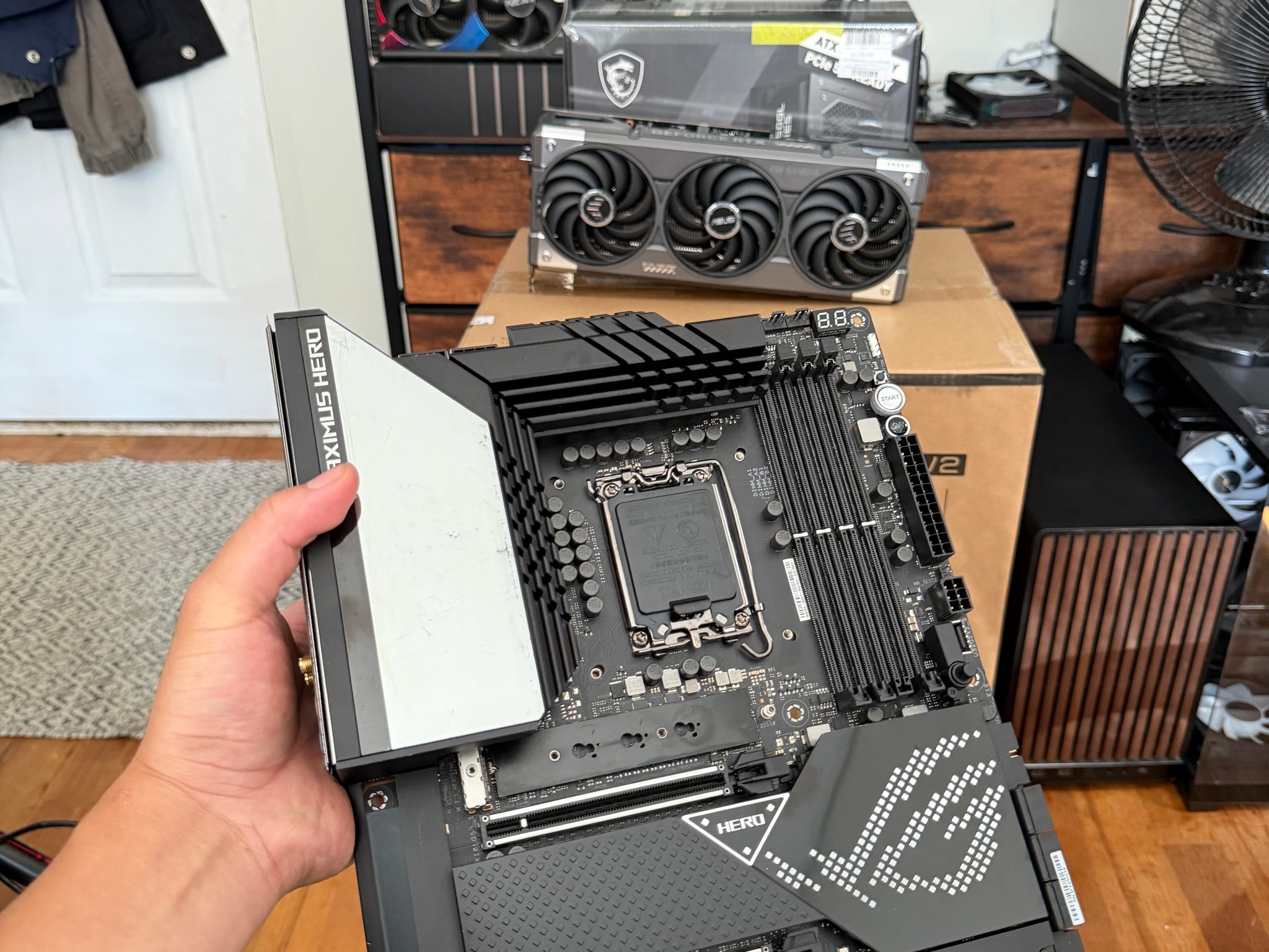 ASUS ROG Maximus Hero Z690 LGA 1700 DDR5