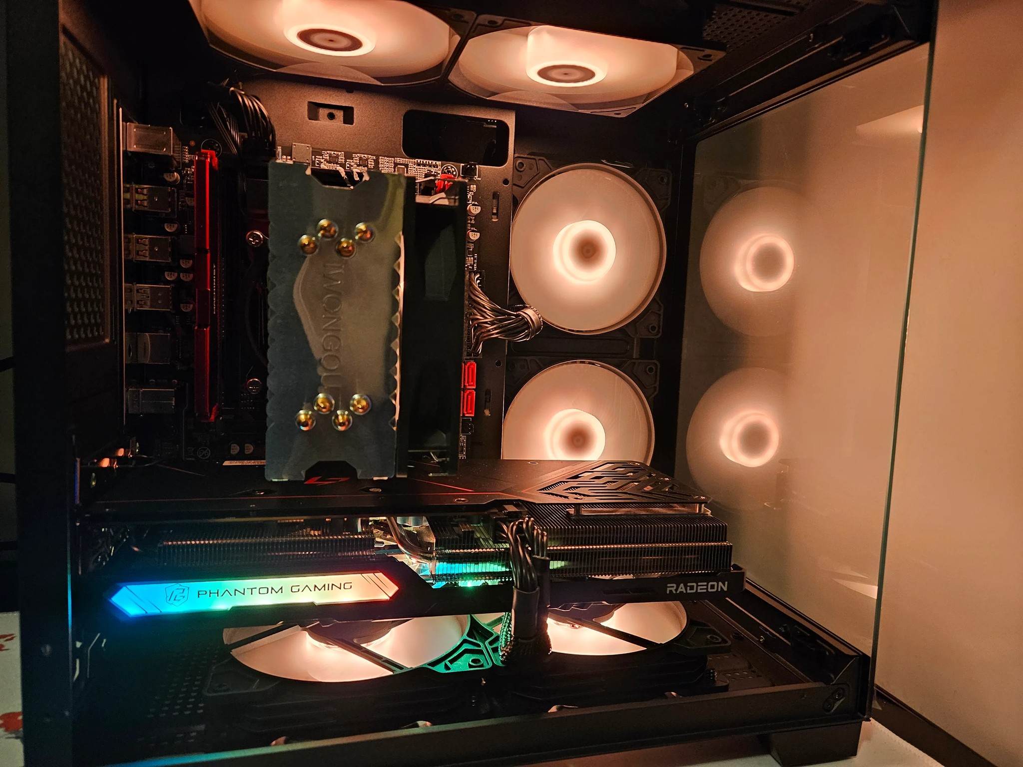 Dark Side Rig Intel 10 Core / 16GB DDR4 / 1TB SSD / RX 7600