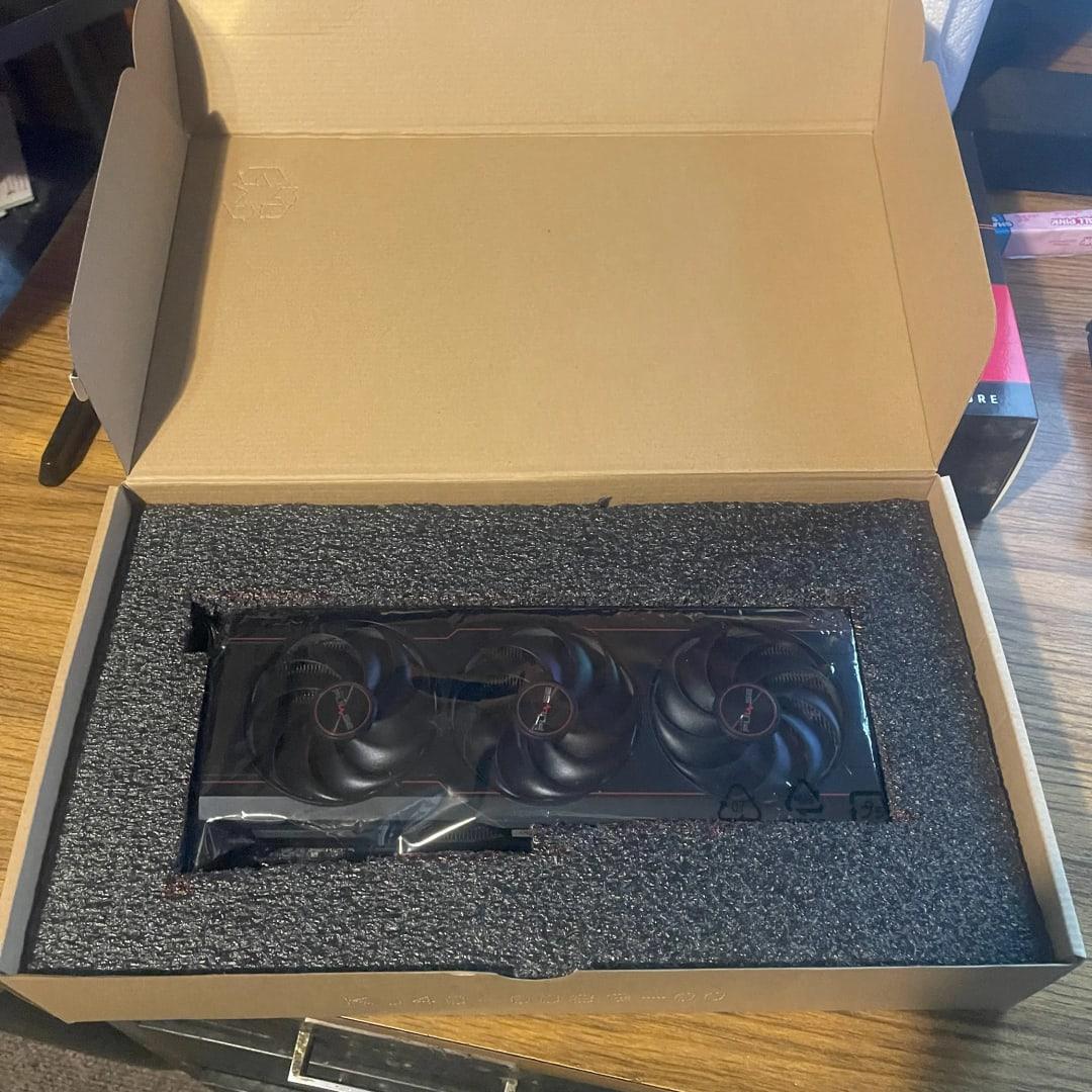 Sapphire Pulse RX 6800 16GB | Slightly Used