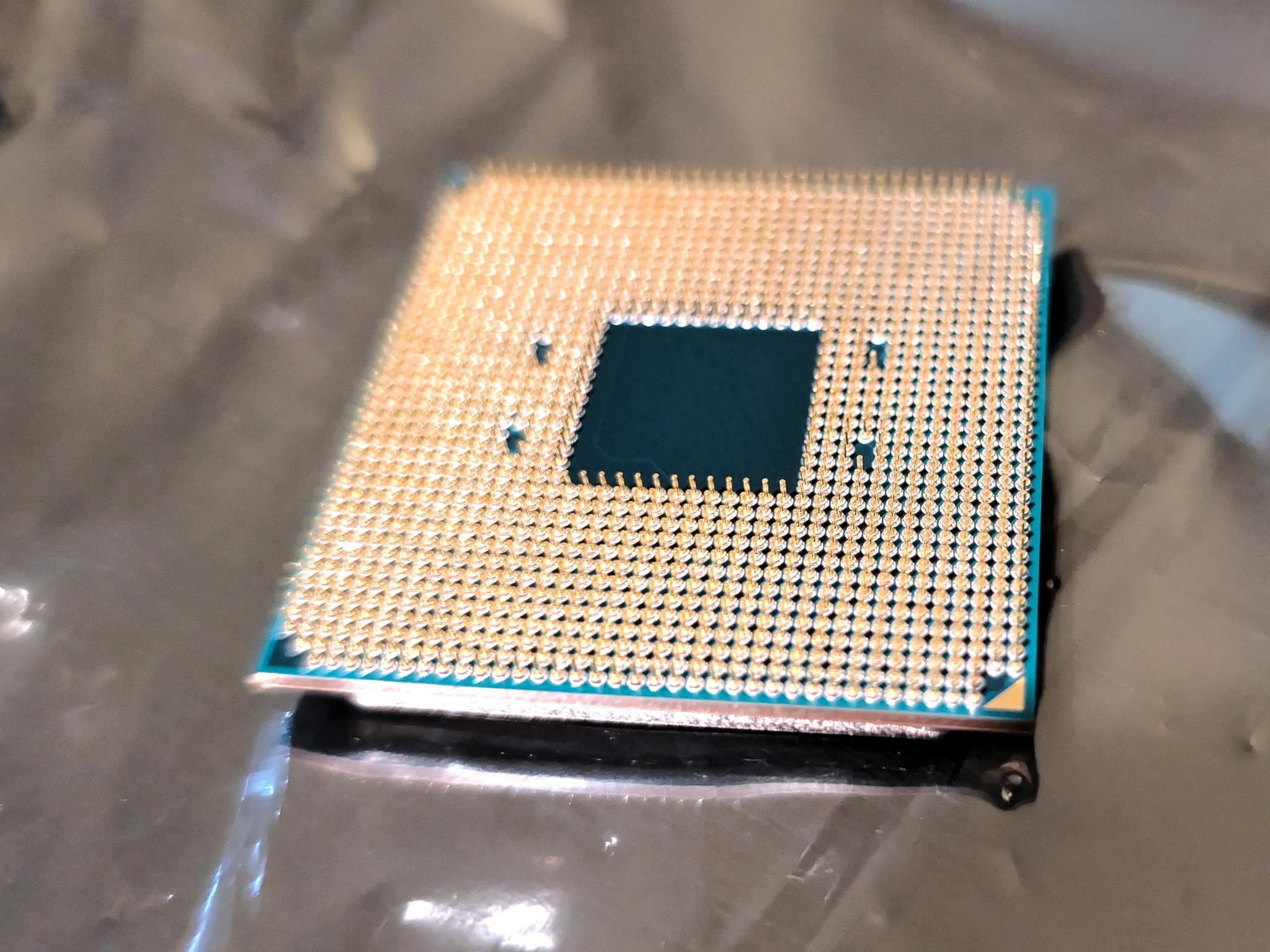 AMD Ryzen 7 2700
