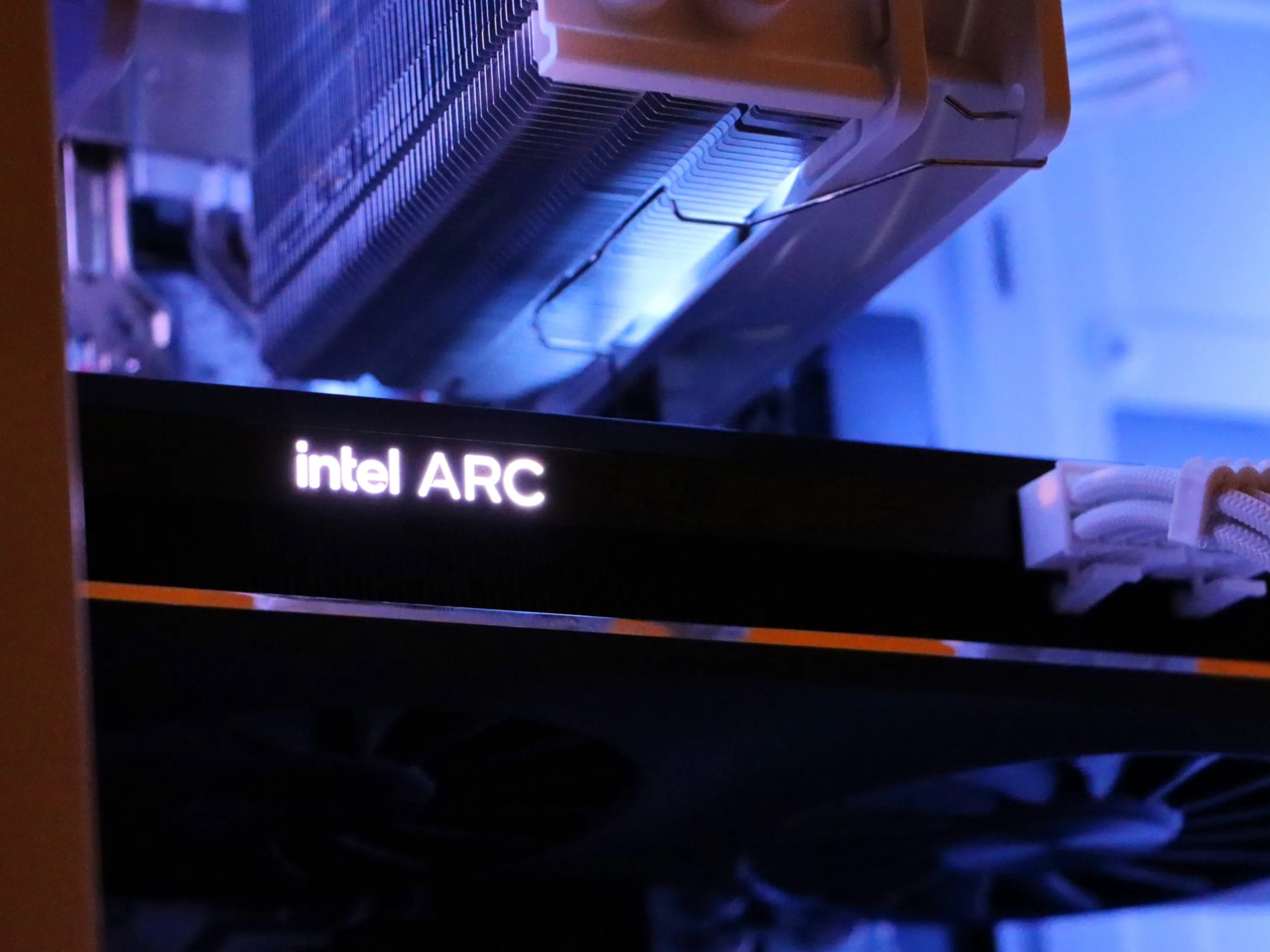 🤍 SALE | WHITE RGB | Intel Arc A750 (Like RTX 3060) | Ryzen 5 | 1tb NVME SSD | 16gb Ram 🤍