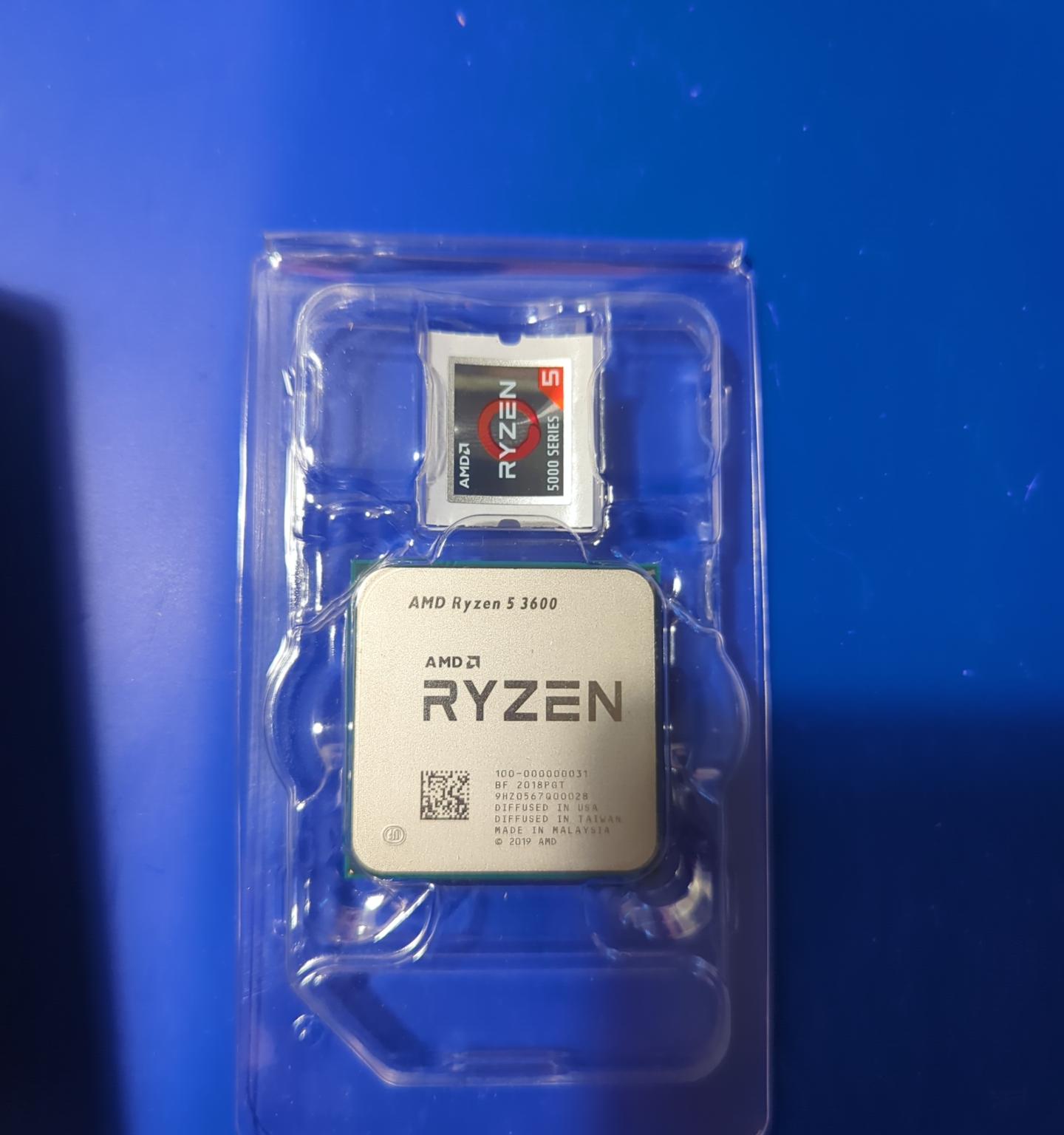 And Ryzen 5 3600 Cpu with Wraith Stealth Cooler