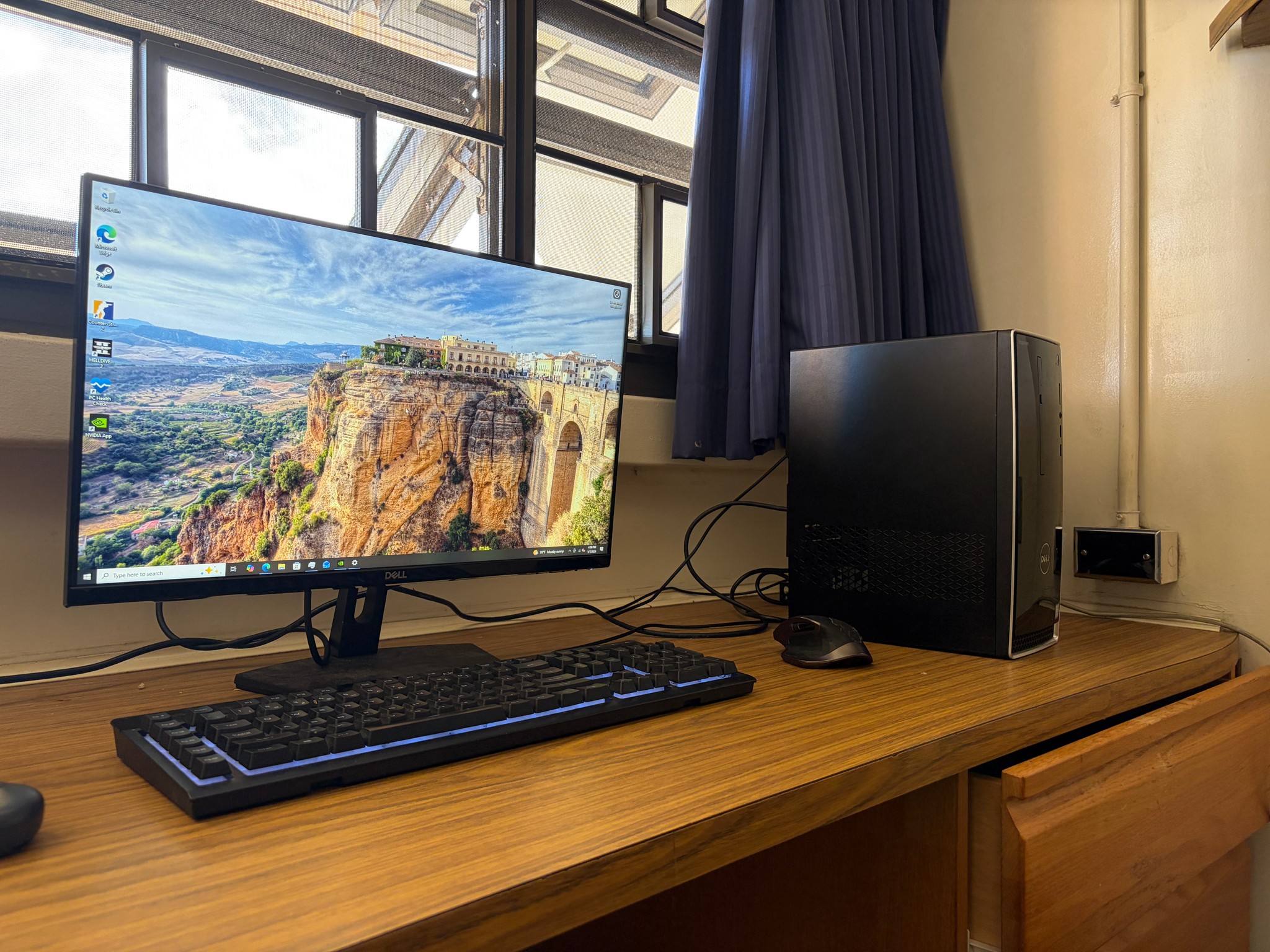 RX 560 + i7-7700 gaming pc