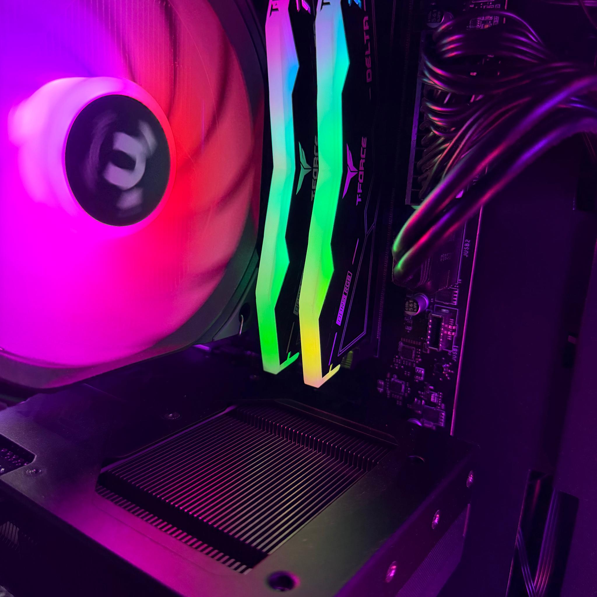 GeForce RTX 4070 Super Custom Gaming PC - Core i7-14700F, 32GB RAM