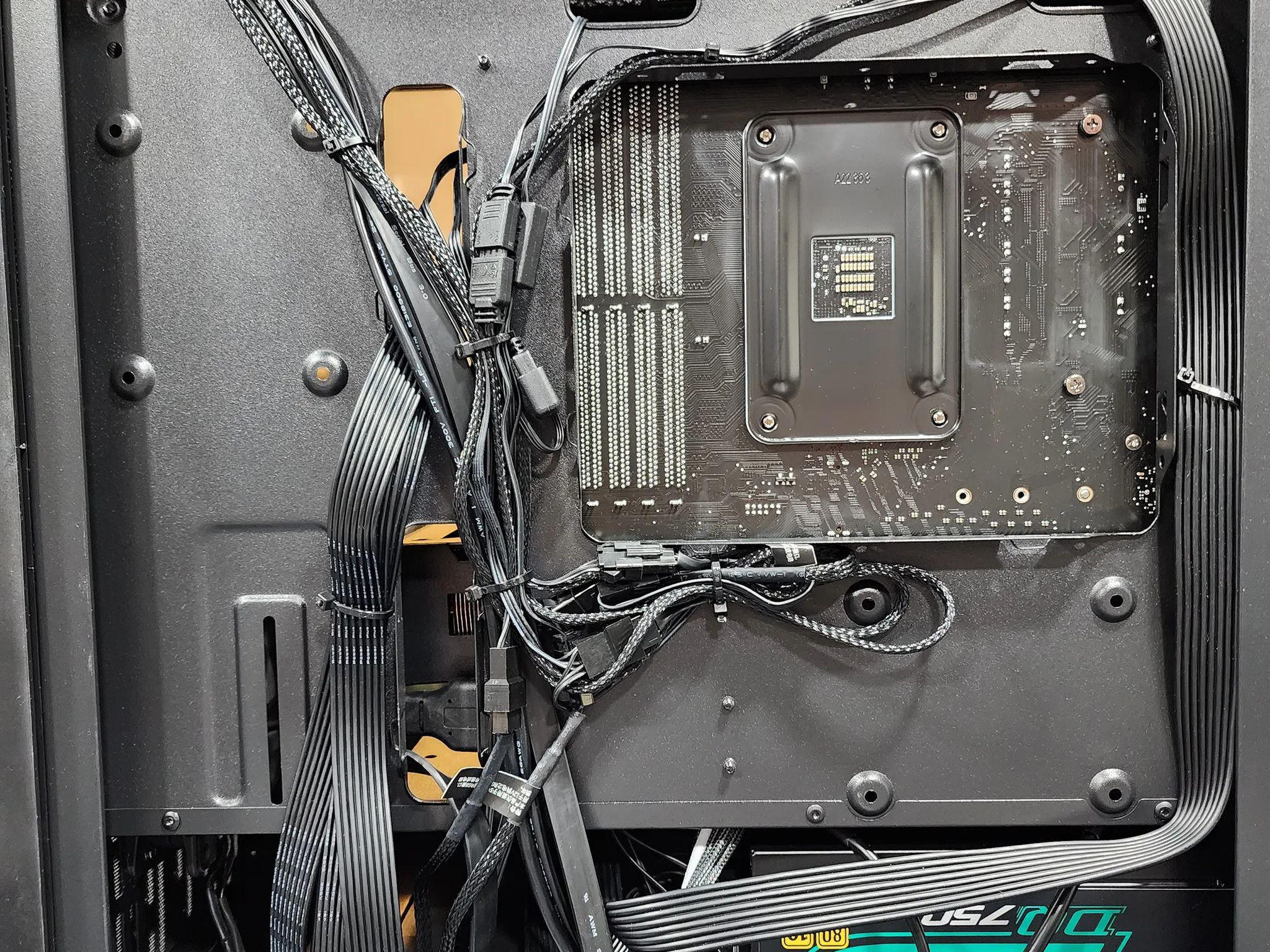 Tier "Dos" Gaming PC | R5 5600 | Radeon RX 6650XT | 16GB RAM | 1TB NVME