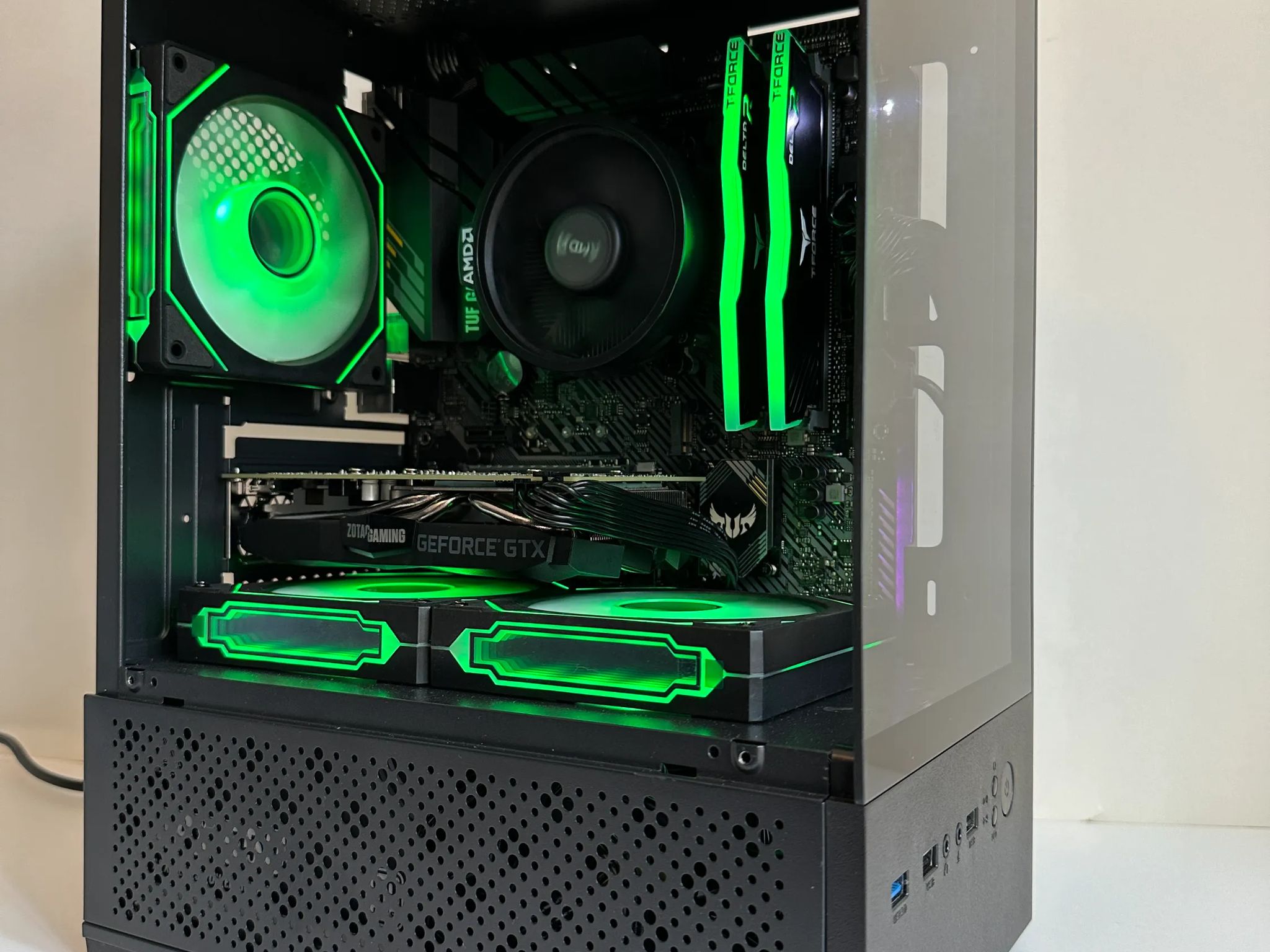 🎮 Entry-Level Gaming Rig | GTX 1660 Ti | Ryzen 5 3500x | 16GB RAM | 500GB SSD | Wi-Fi |...