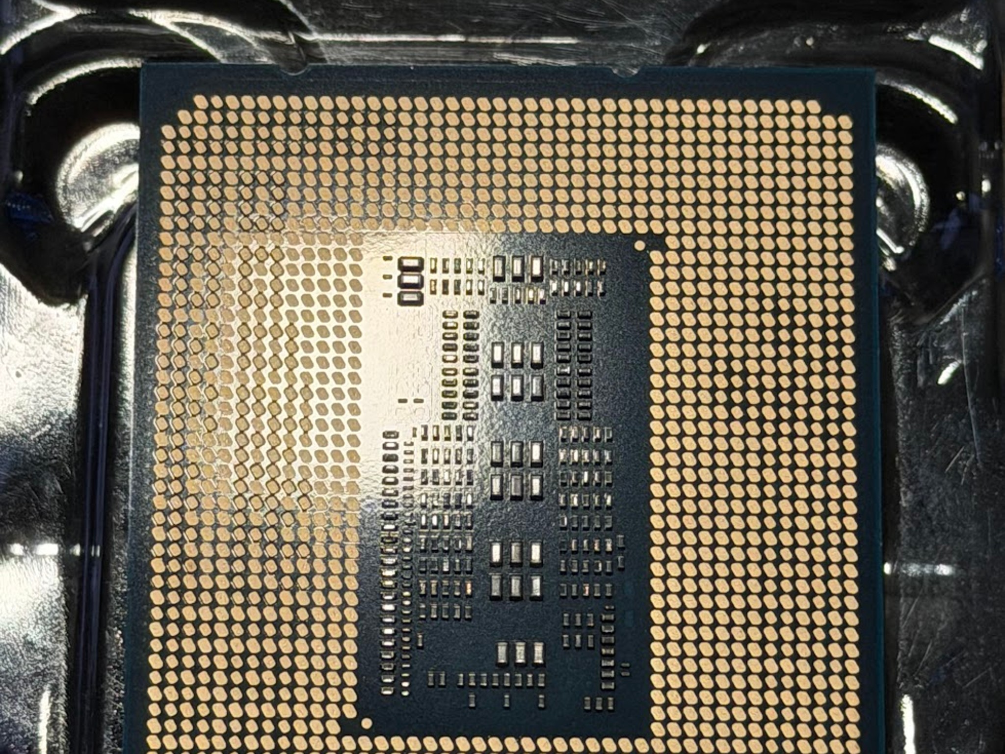 Intel i7-13700K