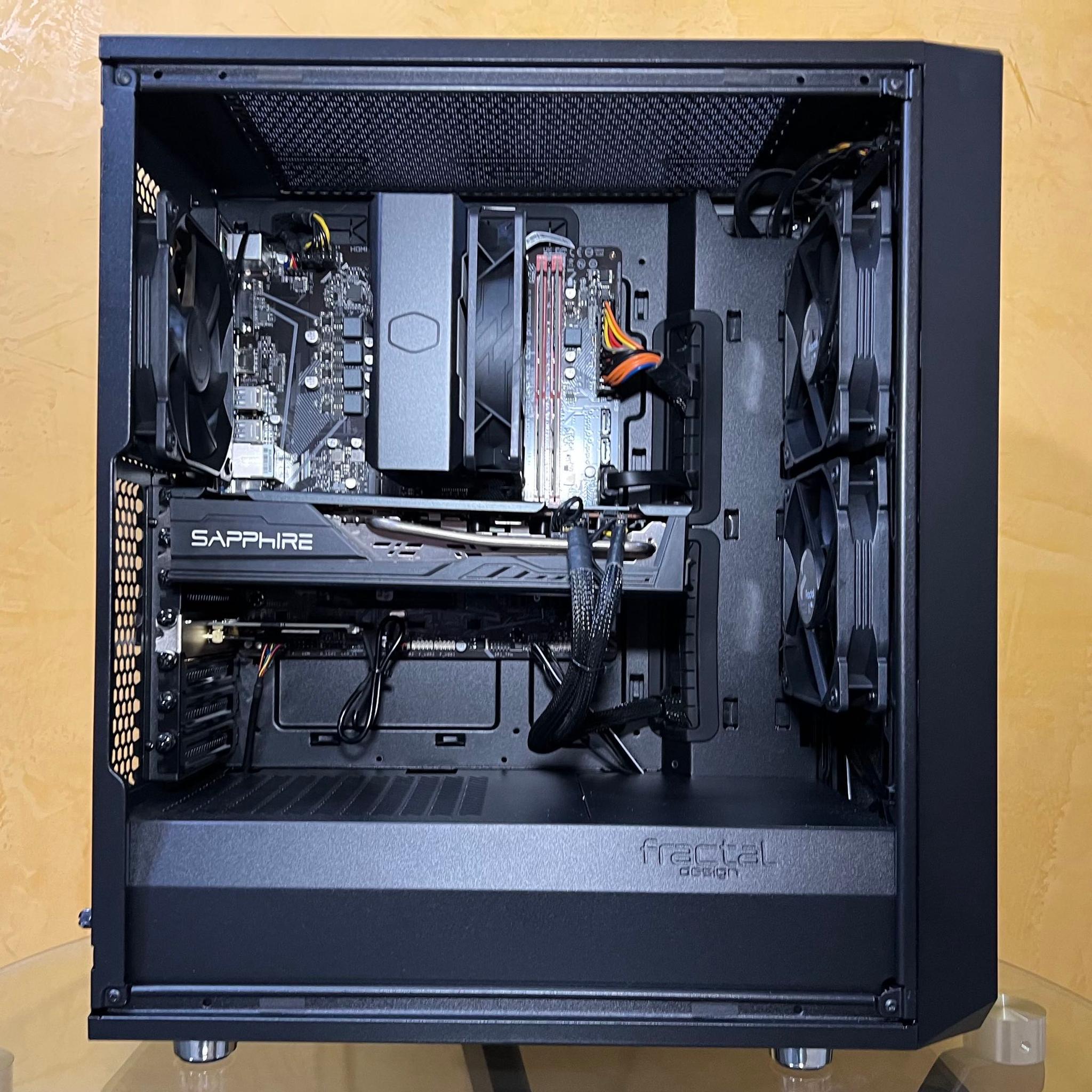 Intel 11400 / RX 5700XT / 1TB NVMe SSD / 16GB DDR4 RAM