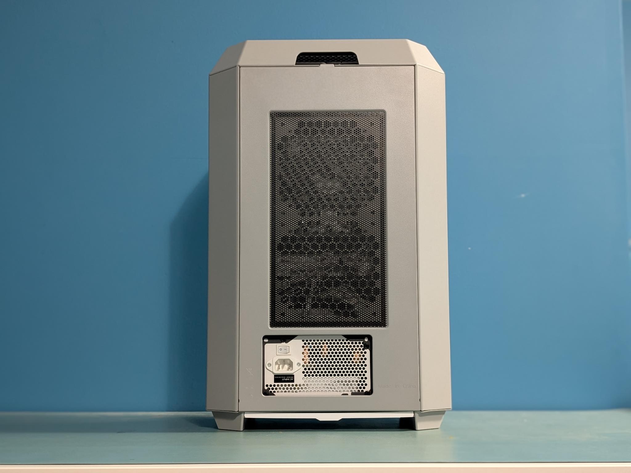 The Sci-Fi Powerhouse: RTX 5070 / i5-14600K / Tower 300 Limestone Edition