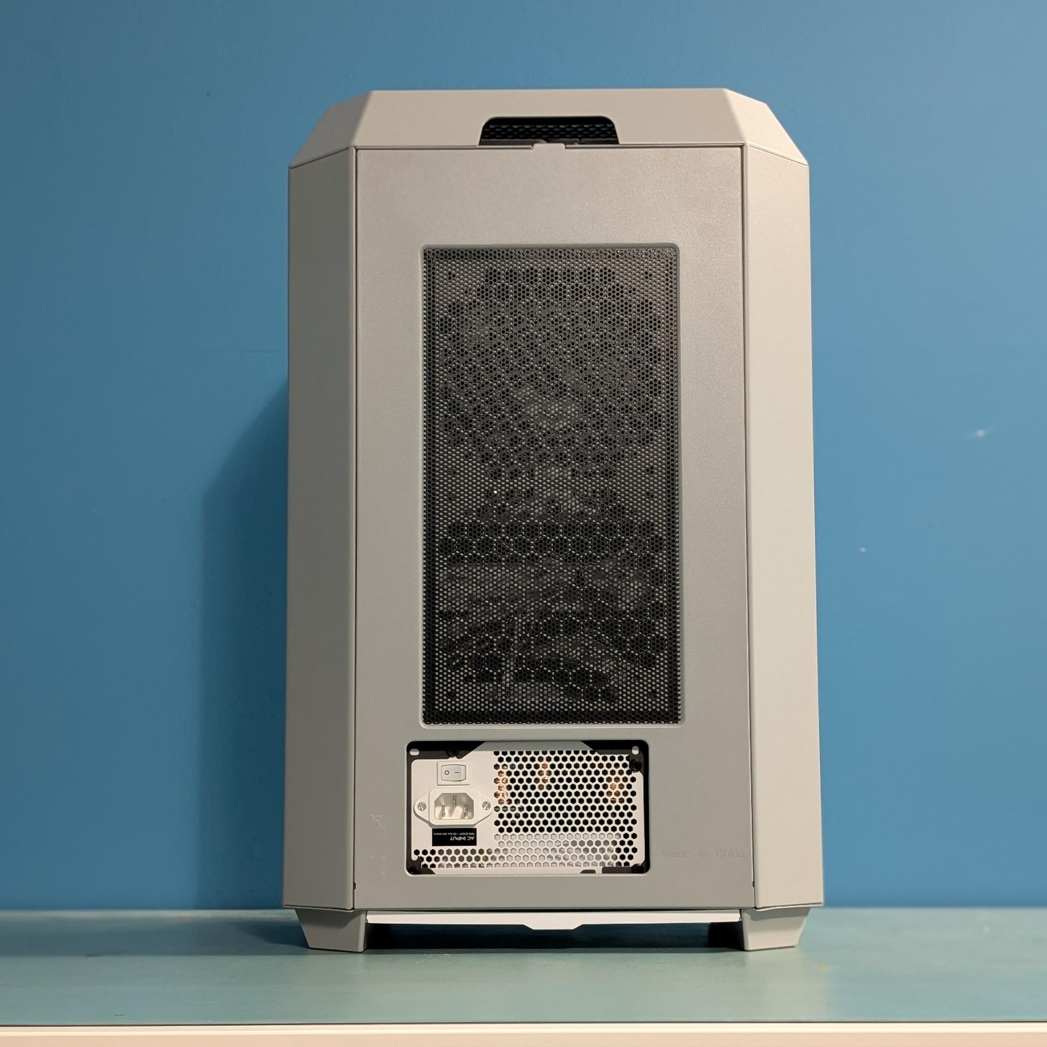 The Sci-Fi Powerhouse: RTX 5070 / i5-14600K / Tower 300 Limestone Edition