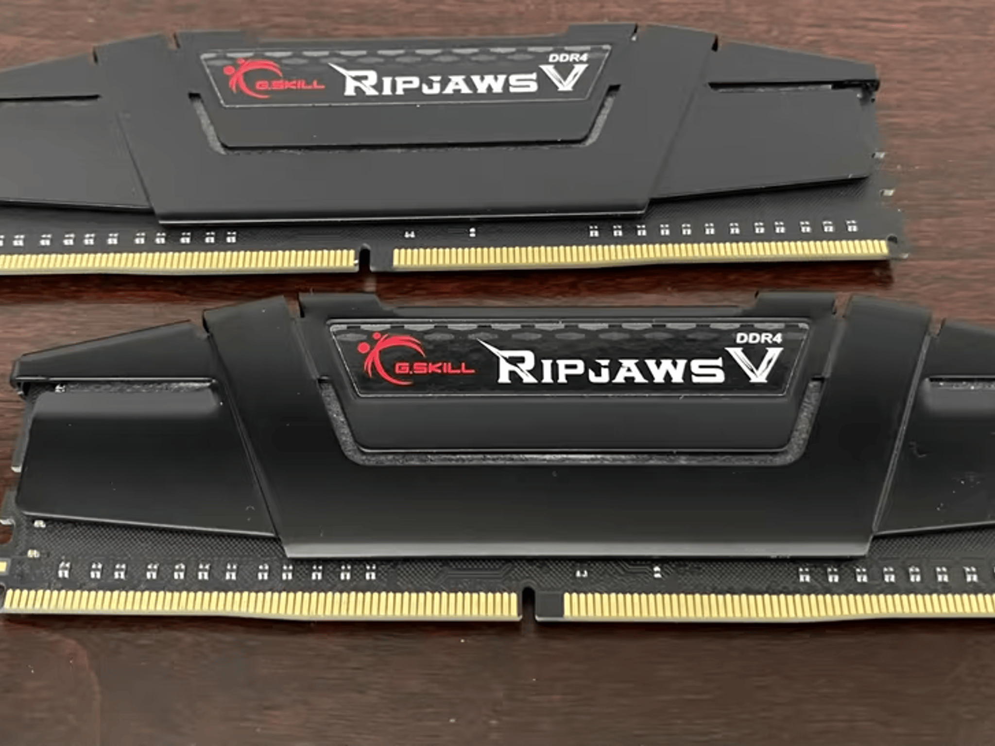 G.Skill Ripjaws V 16 GB (2 x 8 GB) DDR4-3200 CL16 Memory