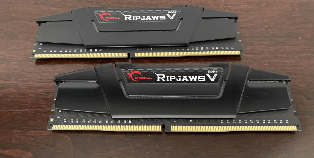 G.Skill Ripjaws V 16 GB (2 x 8 GB) DDR4-3200 CL16 Memory