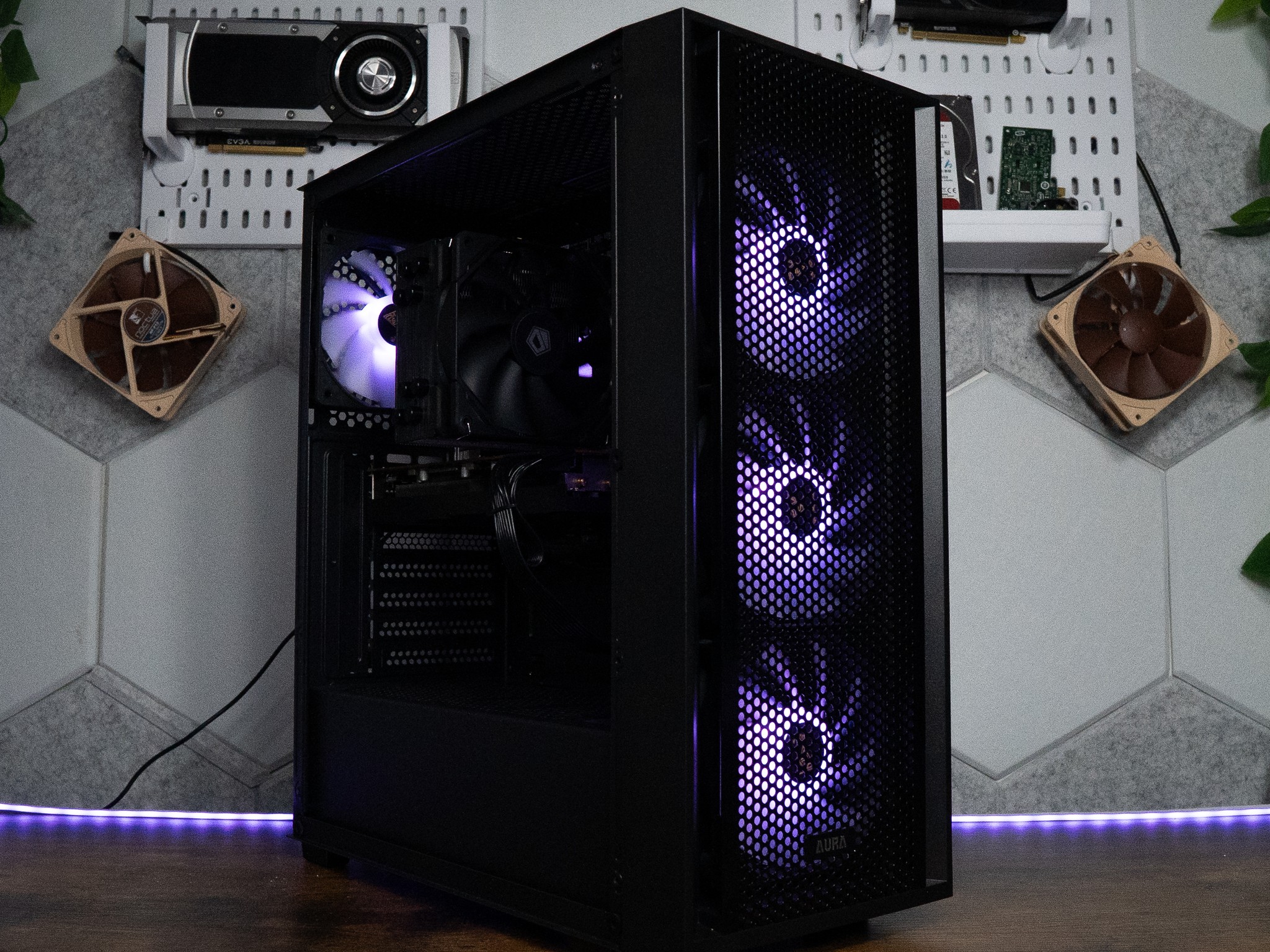 🌌🛰️ | RADEON RX 5700XT 8GB | RYZEN 7 2700X | 16GB DDR4 RAM | 1.5TB | Y2K Hero BRONZE