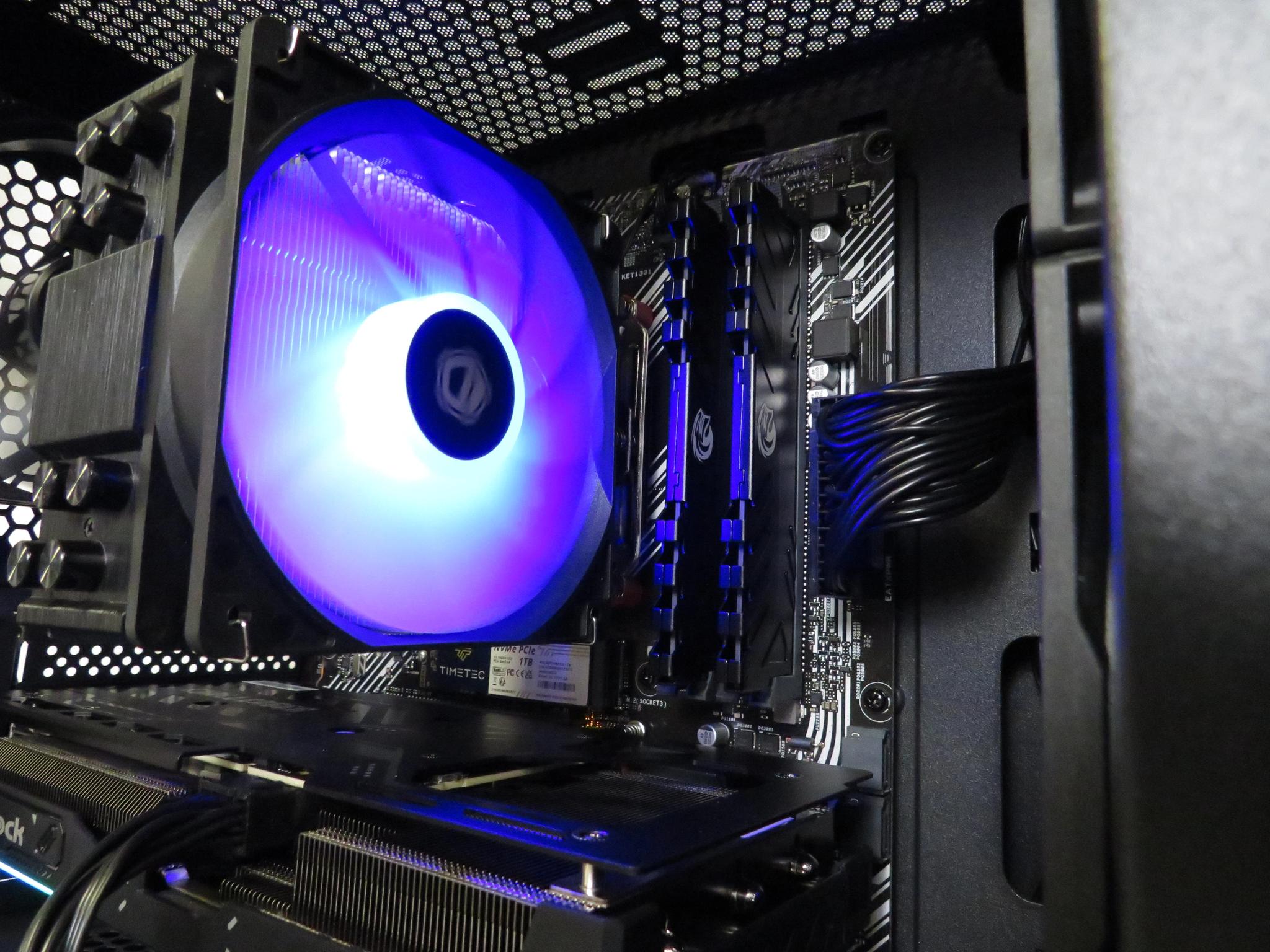 Budget Battlemage! All new parts: Ryzen 5 5600X + Intel ARC B570 + 16 GB DDR4 + 1 TB NVME