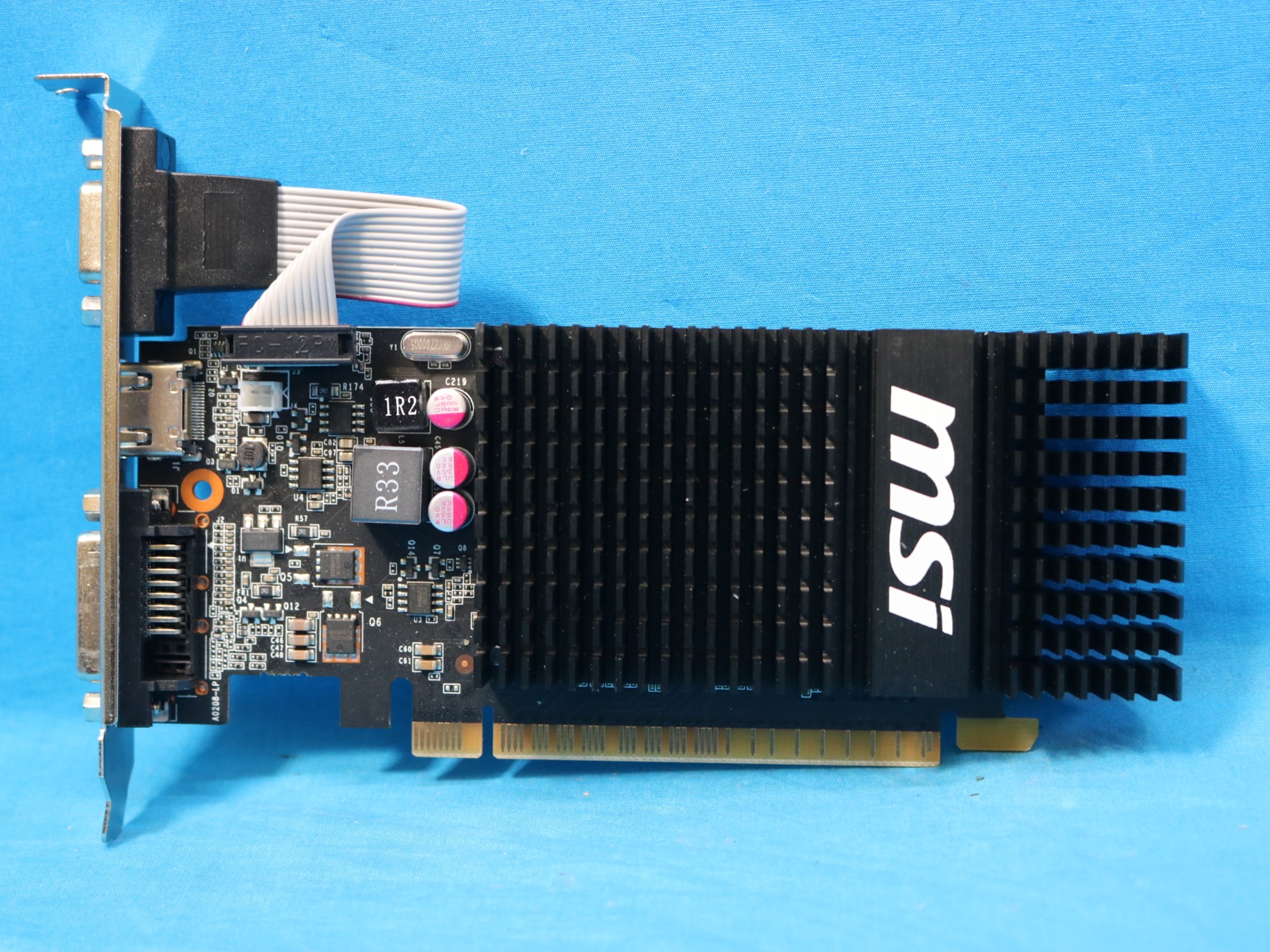 MSI GeForce GT 720 1GB GDDR3 Fanless Low-Profile PCIe Desktop GPU - 4219739900