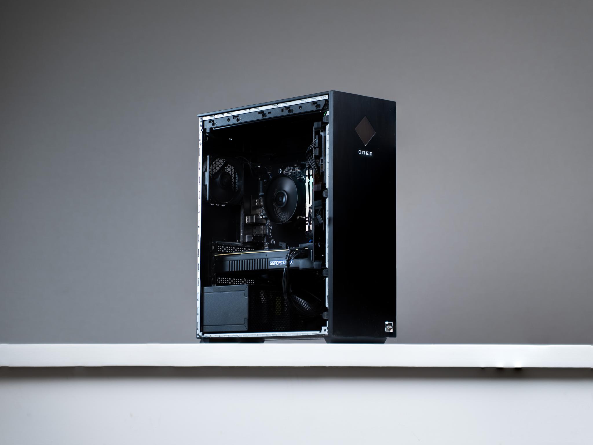 “Omenform” RTX 2070 Super Ryzen 5 3500 16GB 800GB Windows 11 Gaming PC Powerhouse