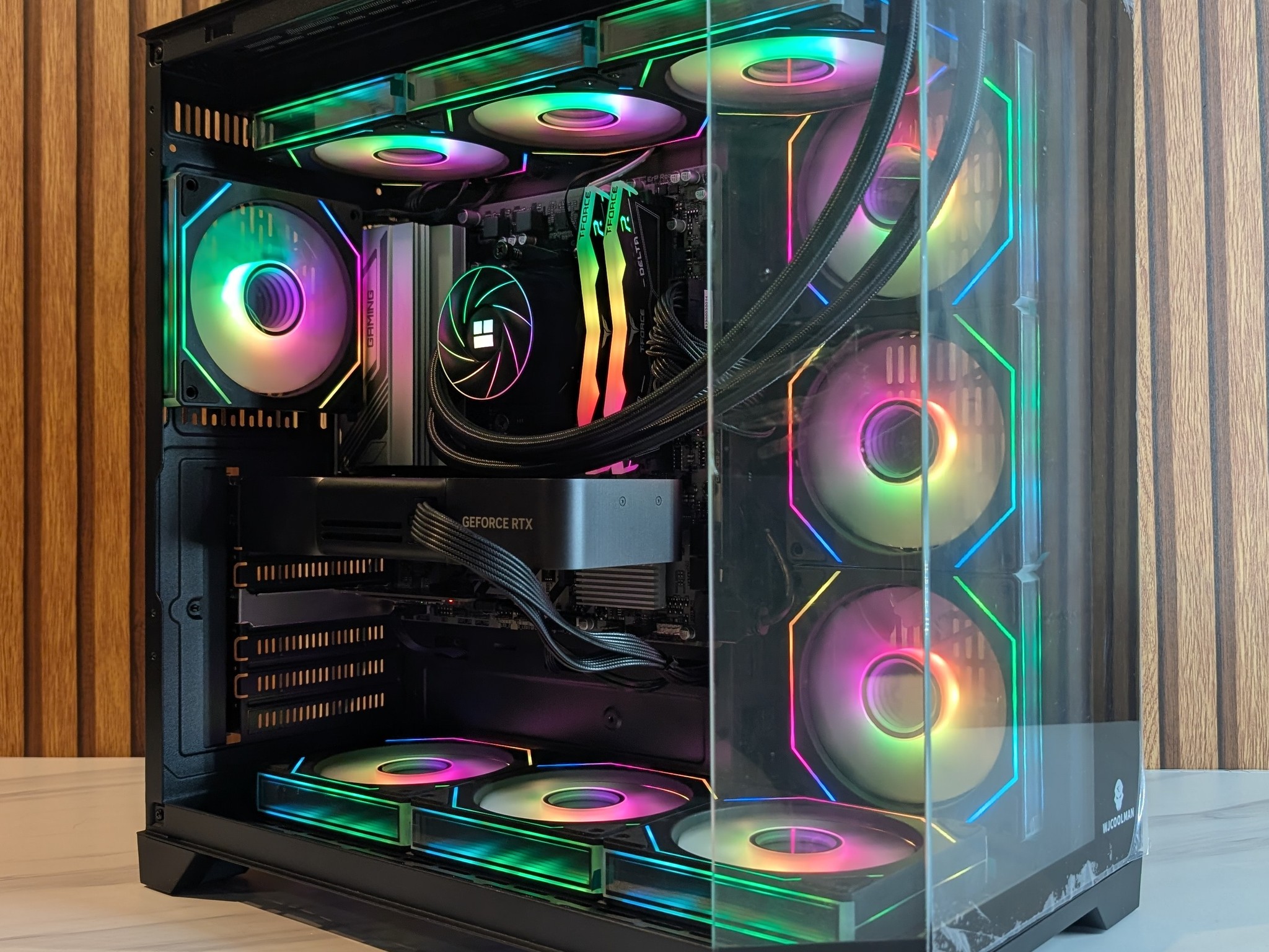 RTX 5070 FE | RYZEN 5 7600X | 1TB SSD | 16GB DDR5 | 650W | 360MM AIO