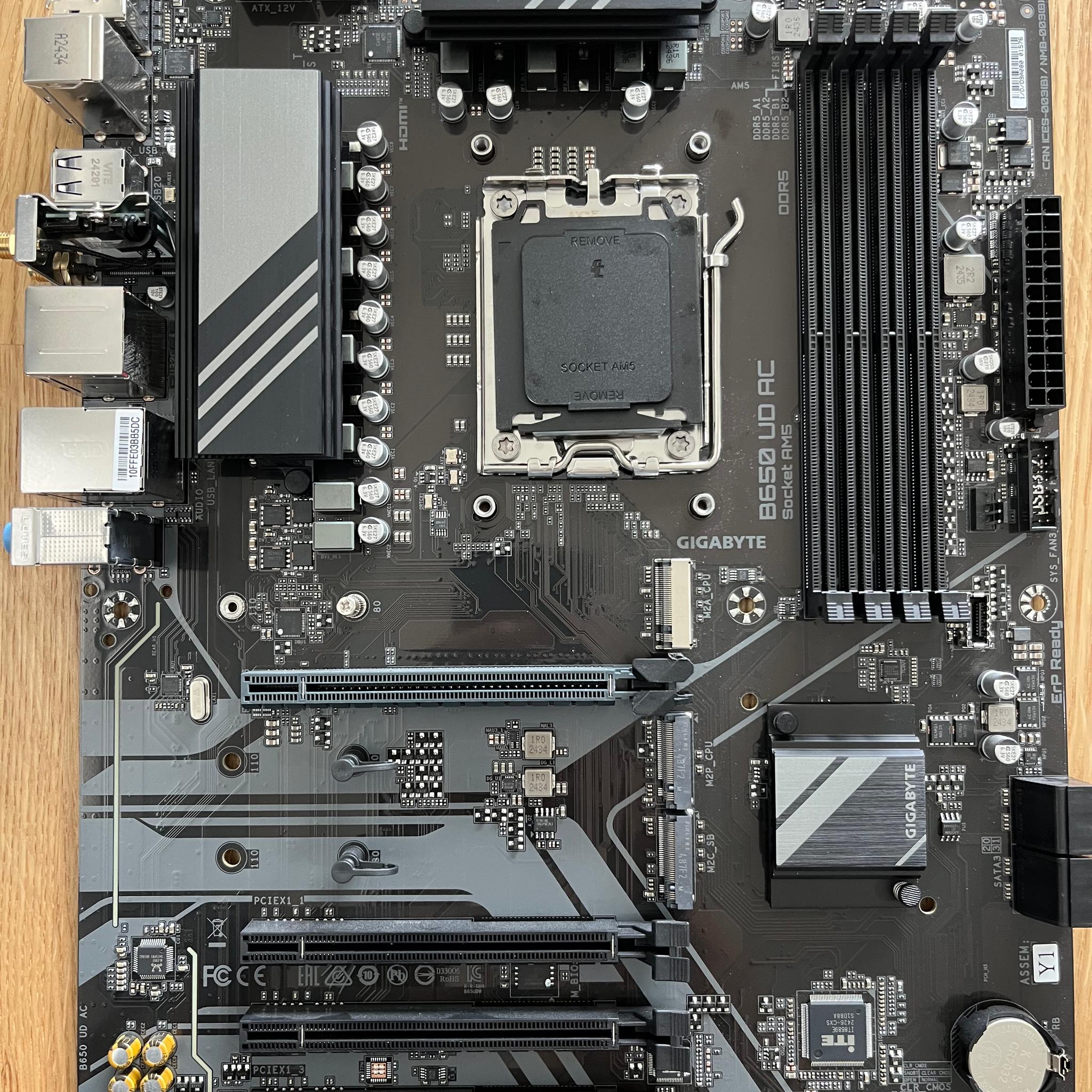 Am5 Gigabyte B650 UD AC *Read Description