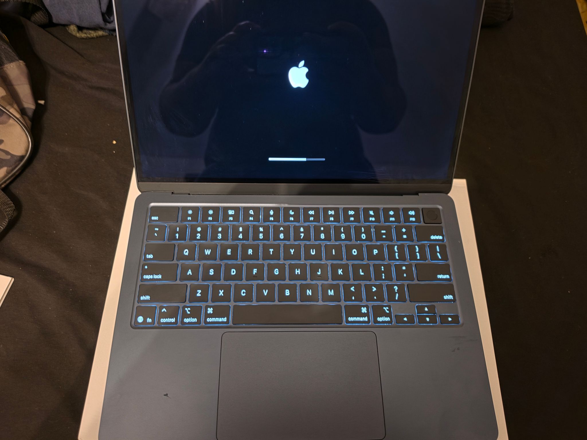 Apple MacBook Air 13" 2025 M4 Blue 16GB RAM 256GB SSD 10-Core CPU 8-Core GPU