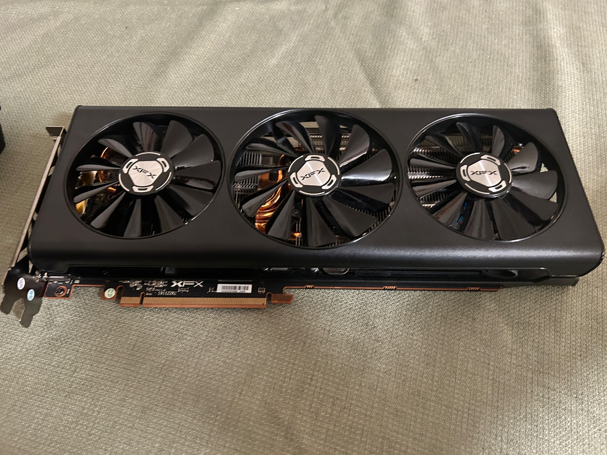 XFX 5700XT