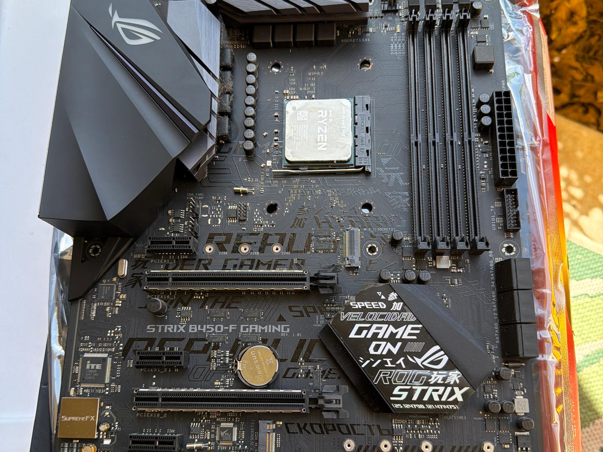 Asus ROG STRYX With RYZEN 5 3600 CPU