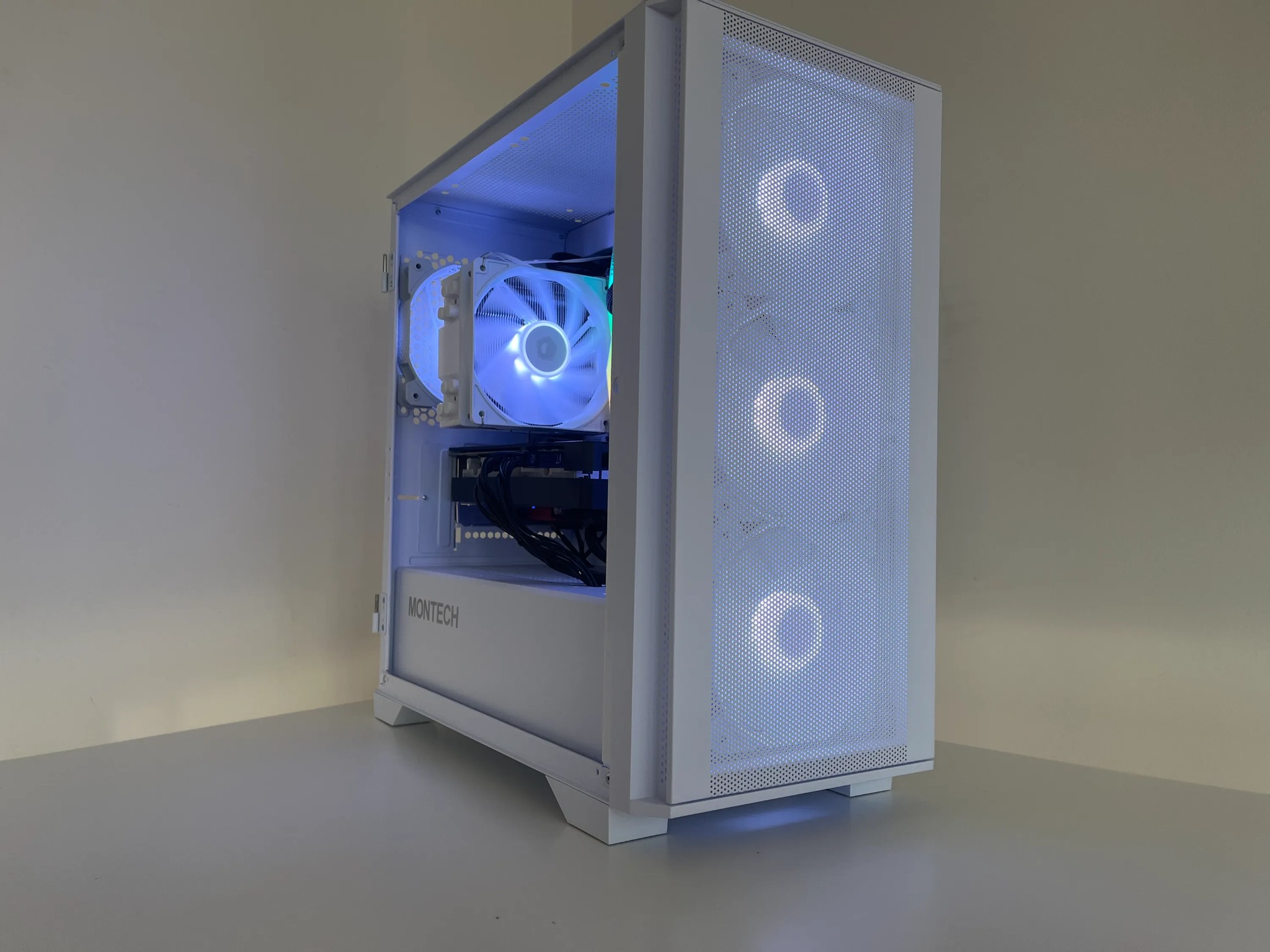RTX 3060m / Ryzen 5 5500 | WIFI | 32GB Ram | 1TB SSD | Windows 11 Activated
