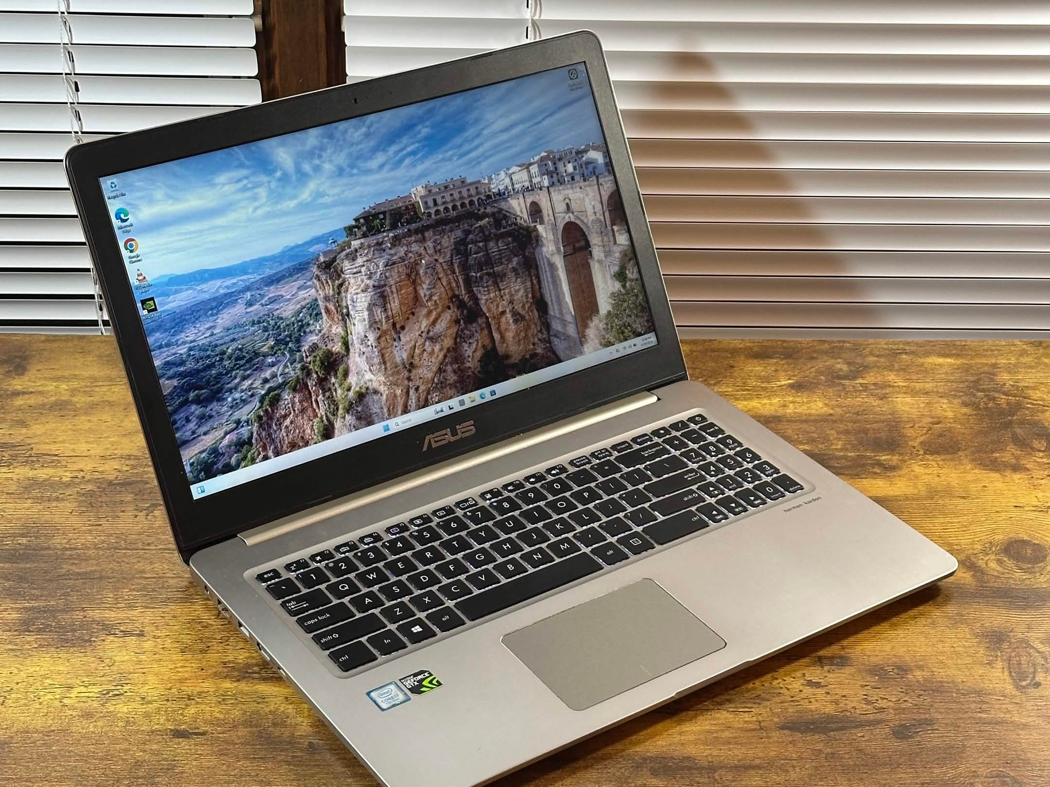 Asus M580V | Intel i7 7700HQ | GTX 1050 4GB | 16GB DDR4 | 1.2TB Storage | Windows 11 | Gaming Laptop