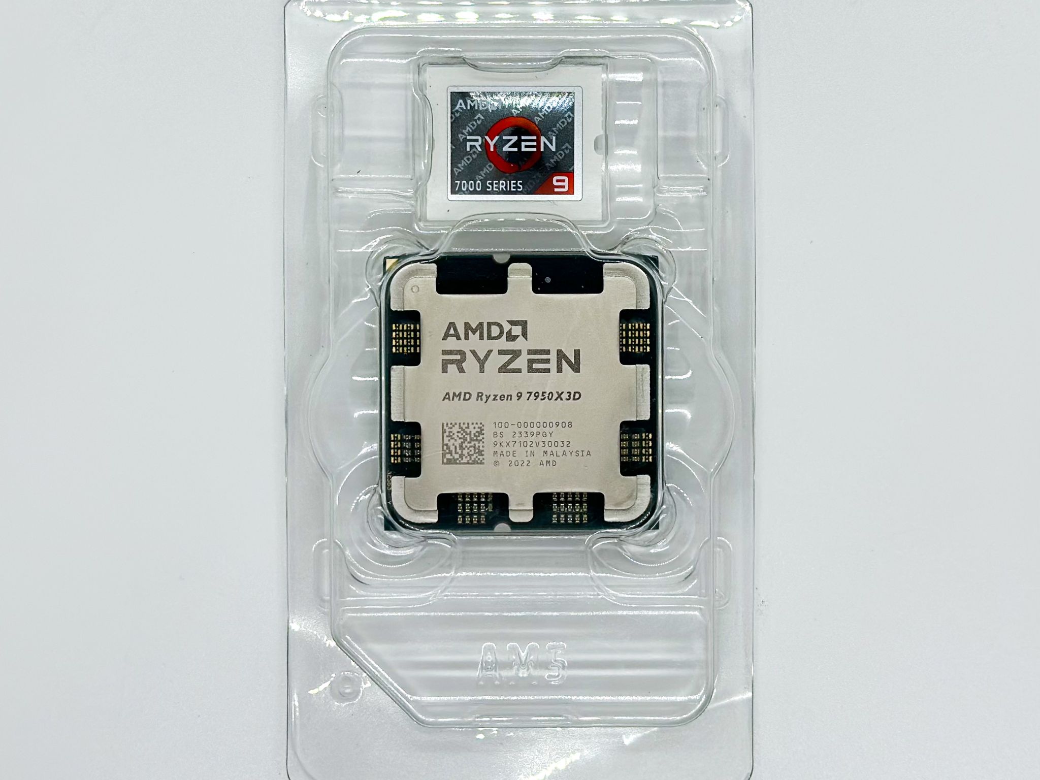 AMD Ryzen 9 7950X3D 4.2 GHz 16-Core 128MB AM5 CPU Processor 120W