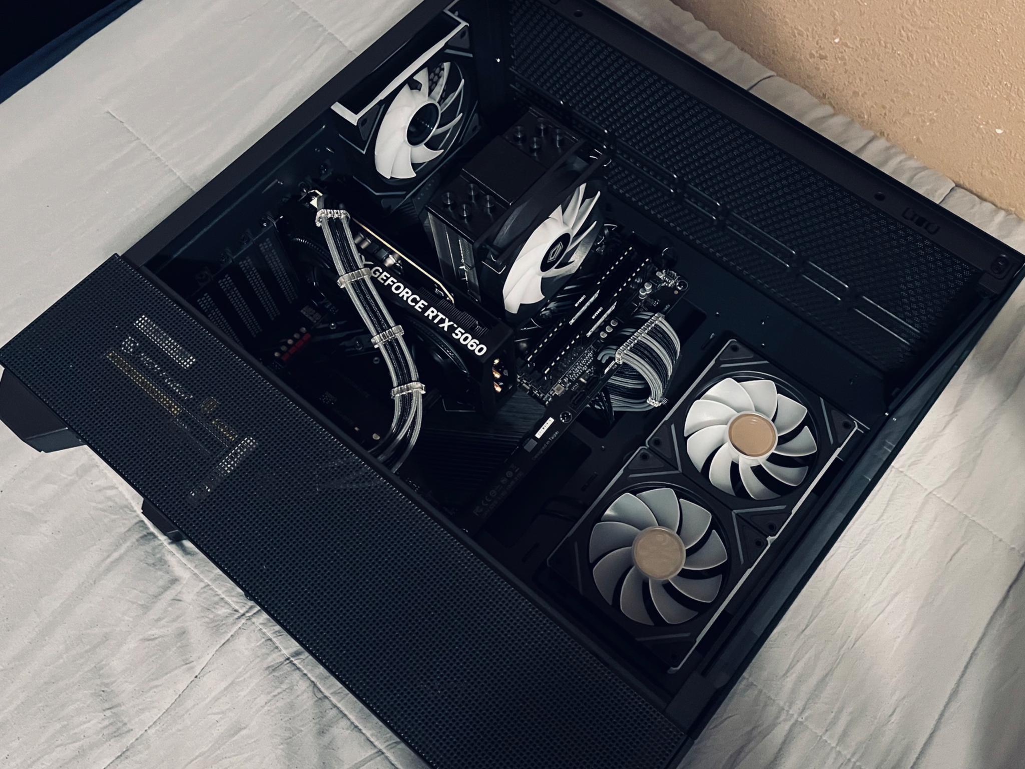Pro Gaming PC |RTX 5060 // Ryzen 5600 // 32GB DDR4|