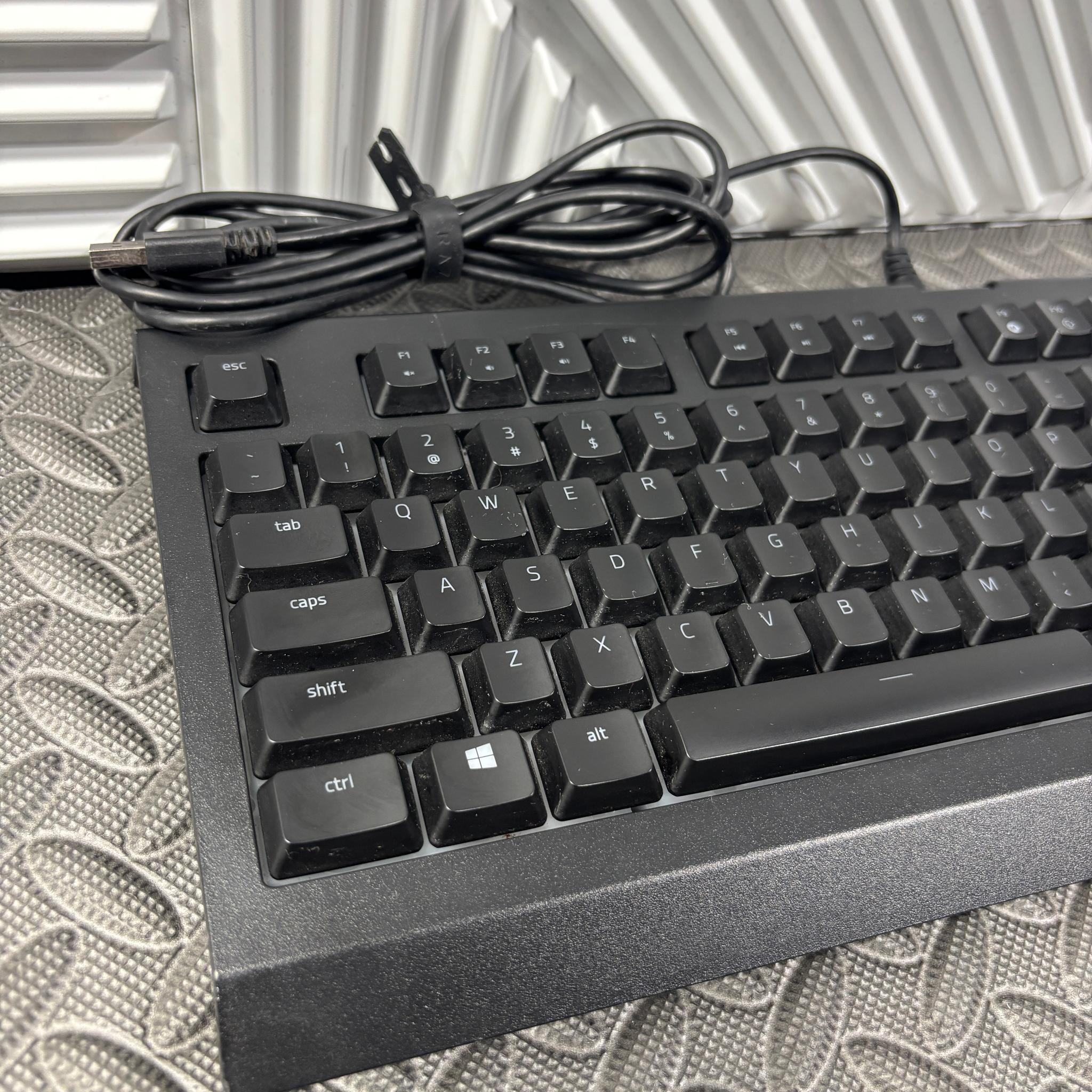 Razer Cynosa Chroma RGB Gaming Keyboard | Full Size | Tested Working