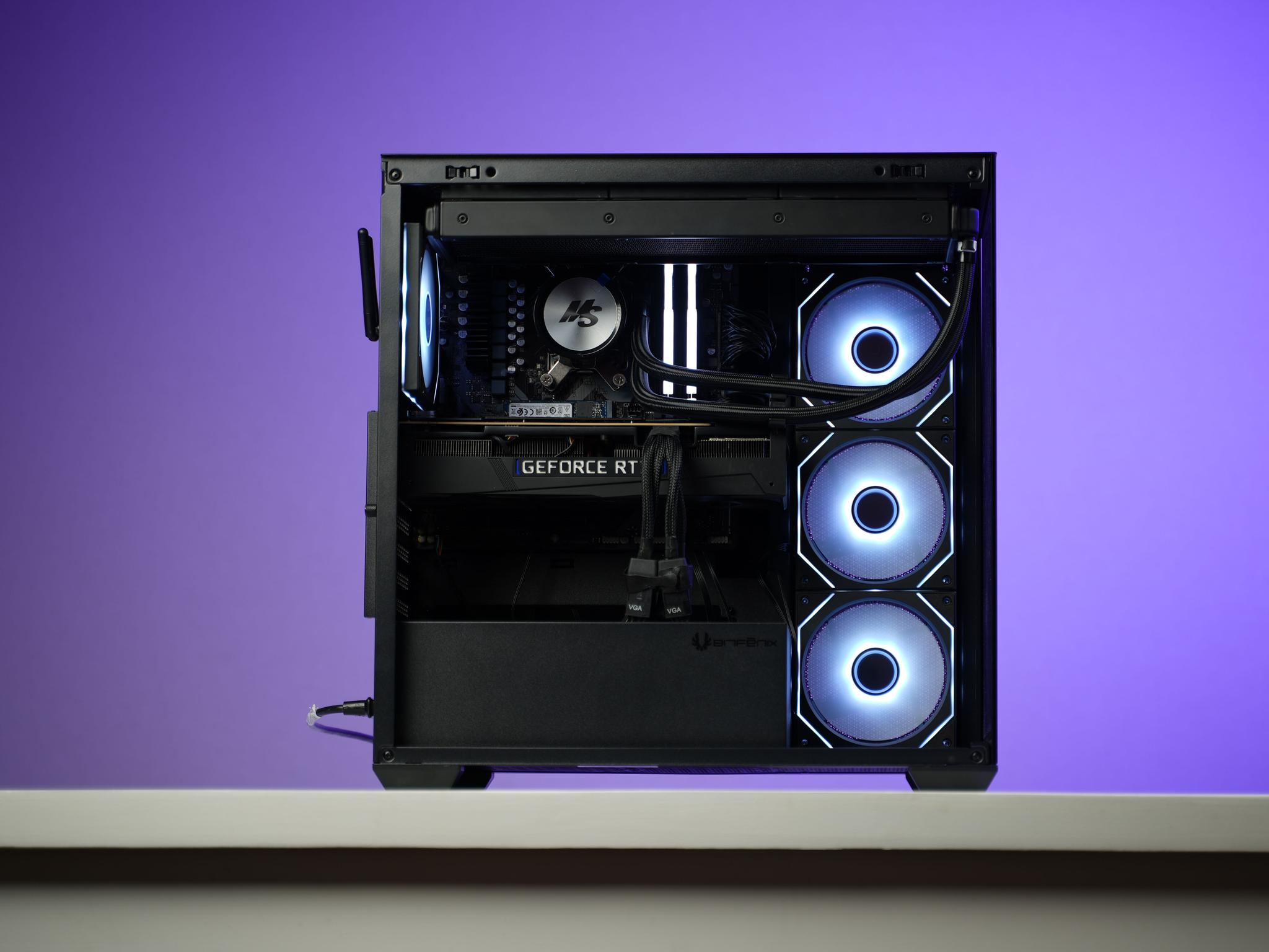 “NOIRFORM 2” RTX 4080 Super Ryzen 7 9700X 32GB 2TB Windows 11 Pro Workstation Gaming PC