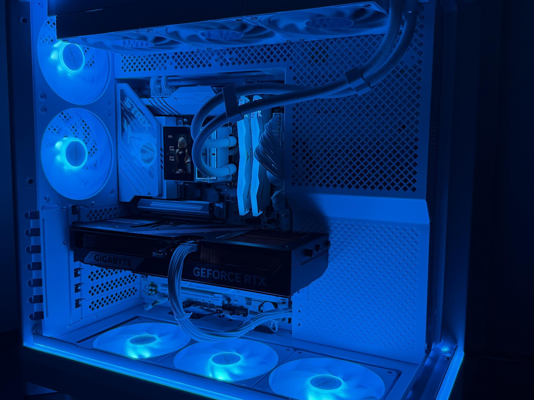 "200 IQ V2" Core Ultra 7 270K Plus, RTX 5080 16GB DLSS 5 Ready, 32GB DDR5-6000cl30, 2TB Gen4 NVMe