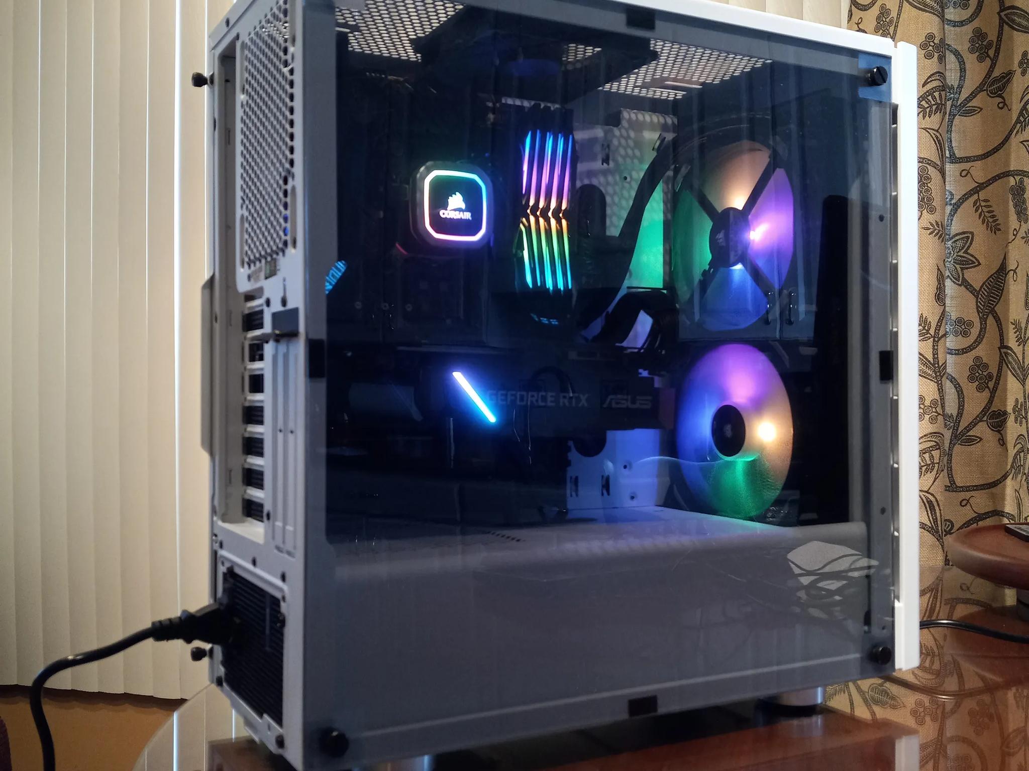 Gaming PC i7-9700K, RTX2080 Super, 32GB DDR4 RGB Memory, WD 1TB NVMe SSD