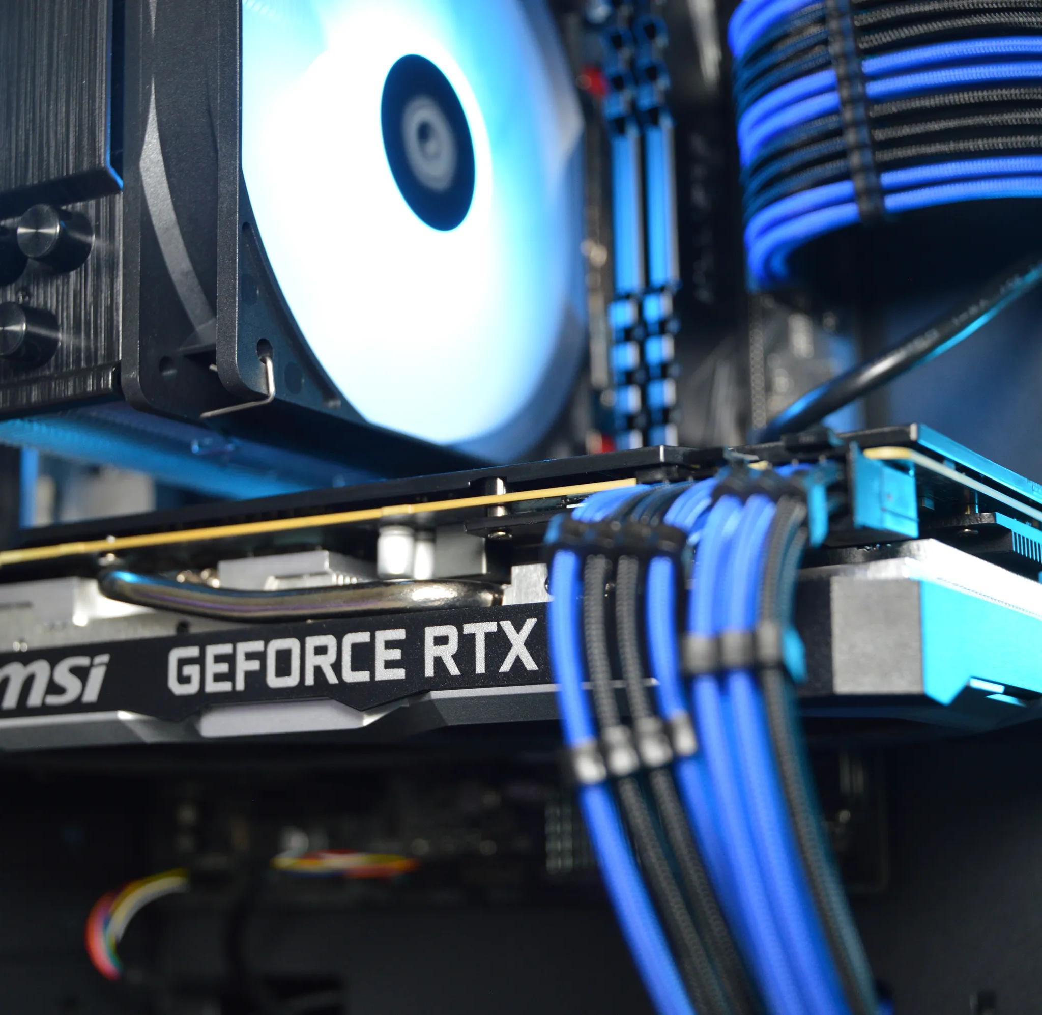 ⚡⚡ | RTX 2070 SUPER 8GB | RYZEN 5 3600 | 16GB DDR4 RAM | 1TB GEN 4 NVME SSD | Electric RTX |