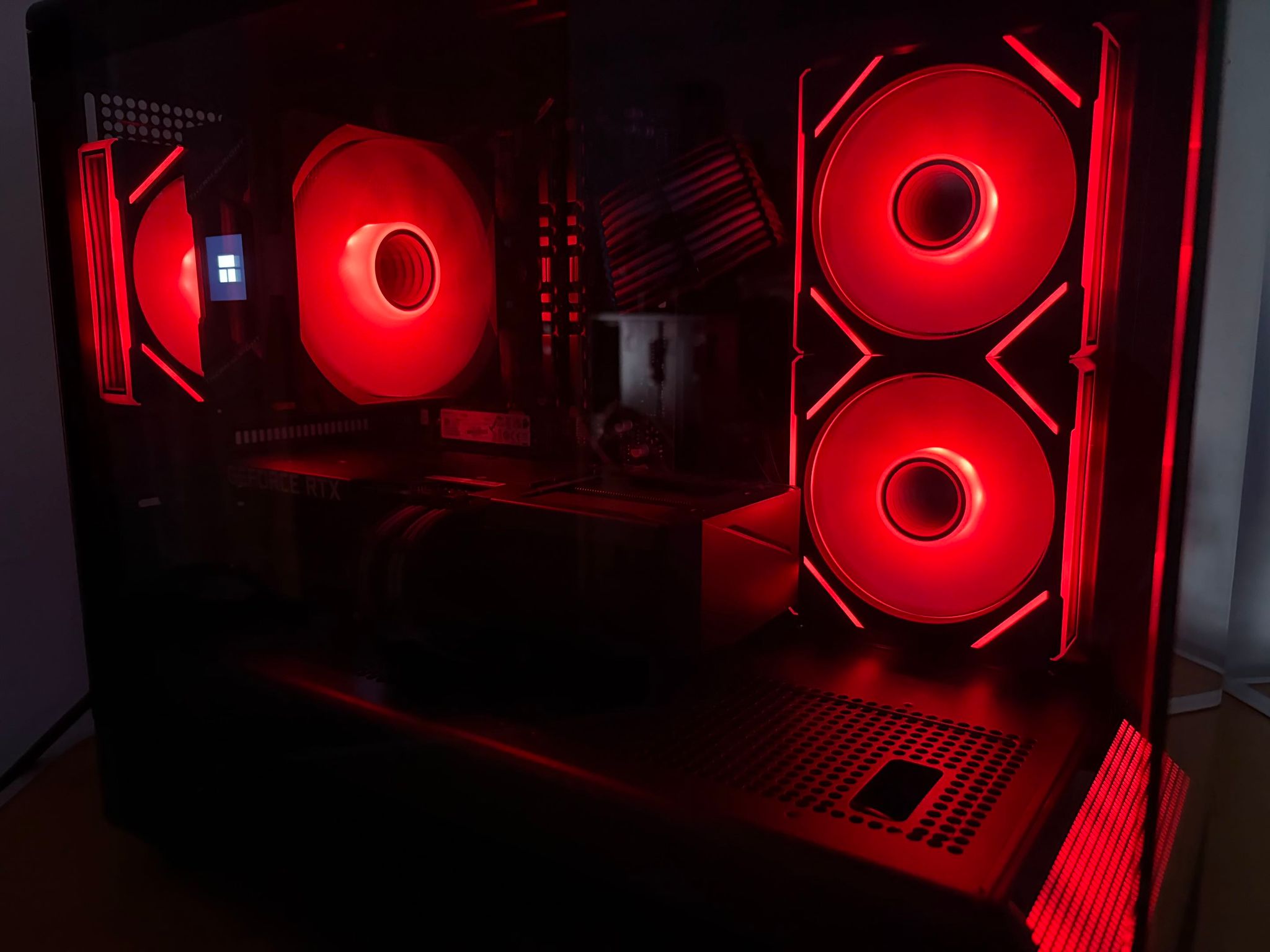 **❄️🔥 AORUS RTX 3060 ELITE 12GB + Ryzen 7 3700X | 16GB OLOy 3000MHz | 2.5TB Blackout Gaming PC 🔥❄️**
