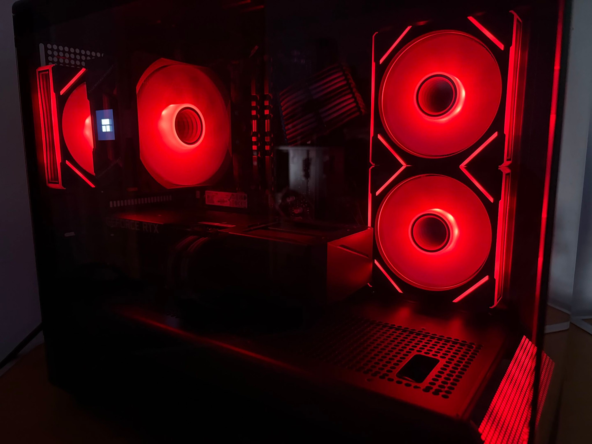 **❄️🔥 AORUS RTX 3060 ELITE 12GB + Ryzen 7 3700X | 16GB OLOy 3000MHz | 2.5TB Blackout Gaming PC 🔥❄️**