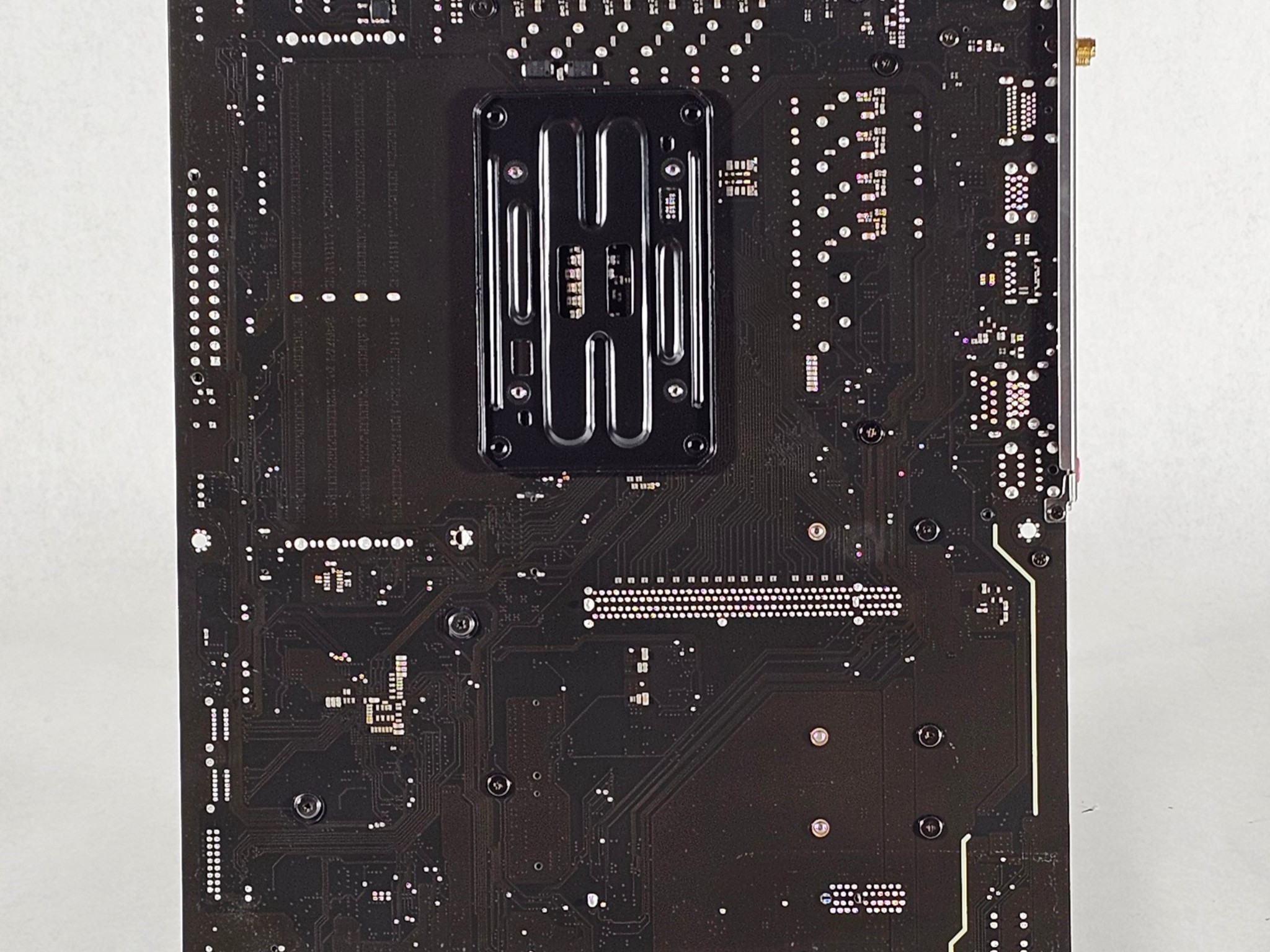 Gigabyte B650 AM5 DDR5 WIFI Gaming AX X V2 ATX Motherboard