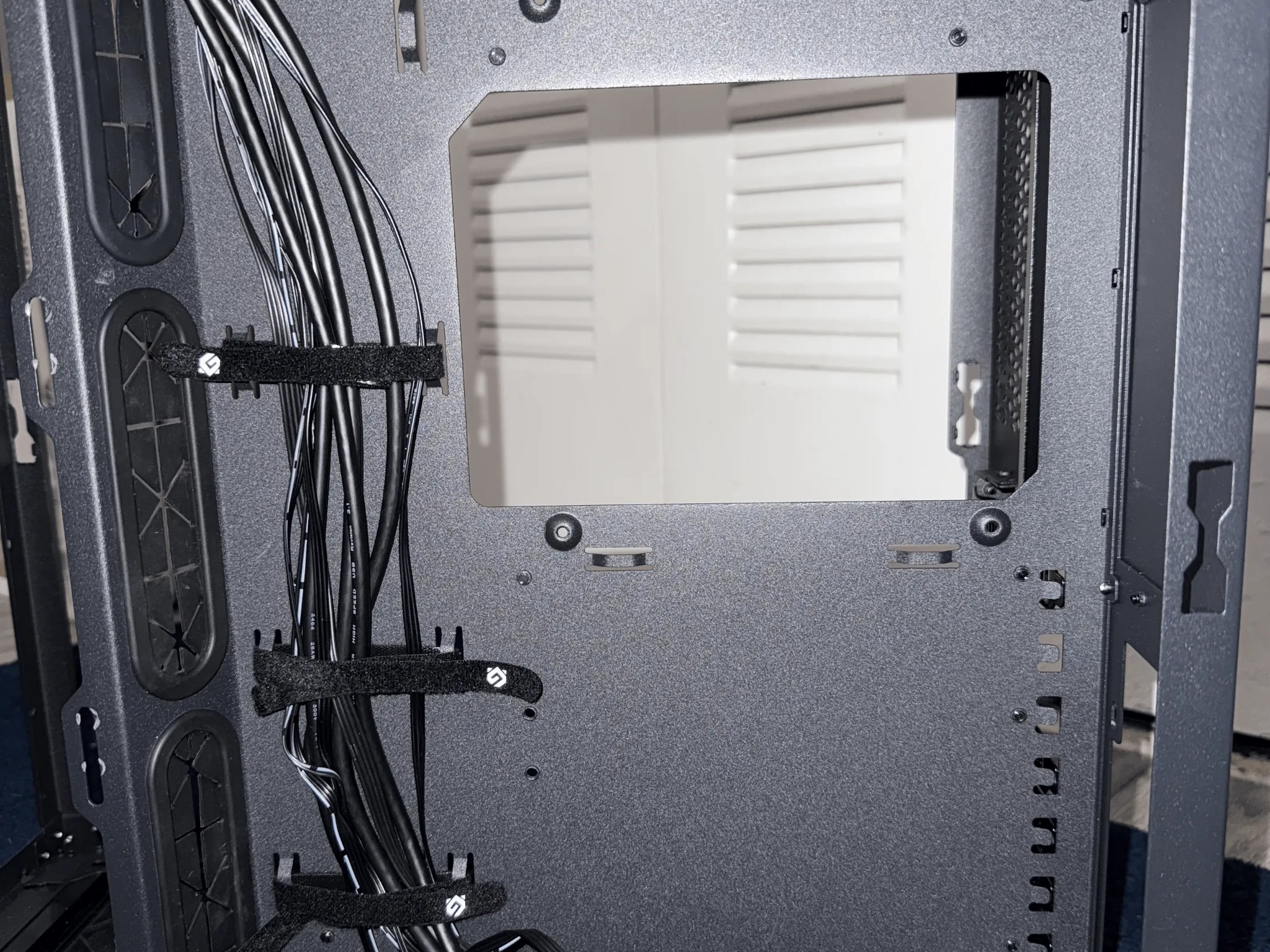 Phanteks MagniumGear Neo Qube 2 ATX Mid Tower Case | Dual System