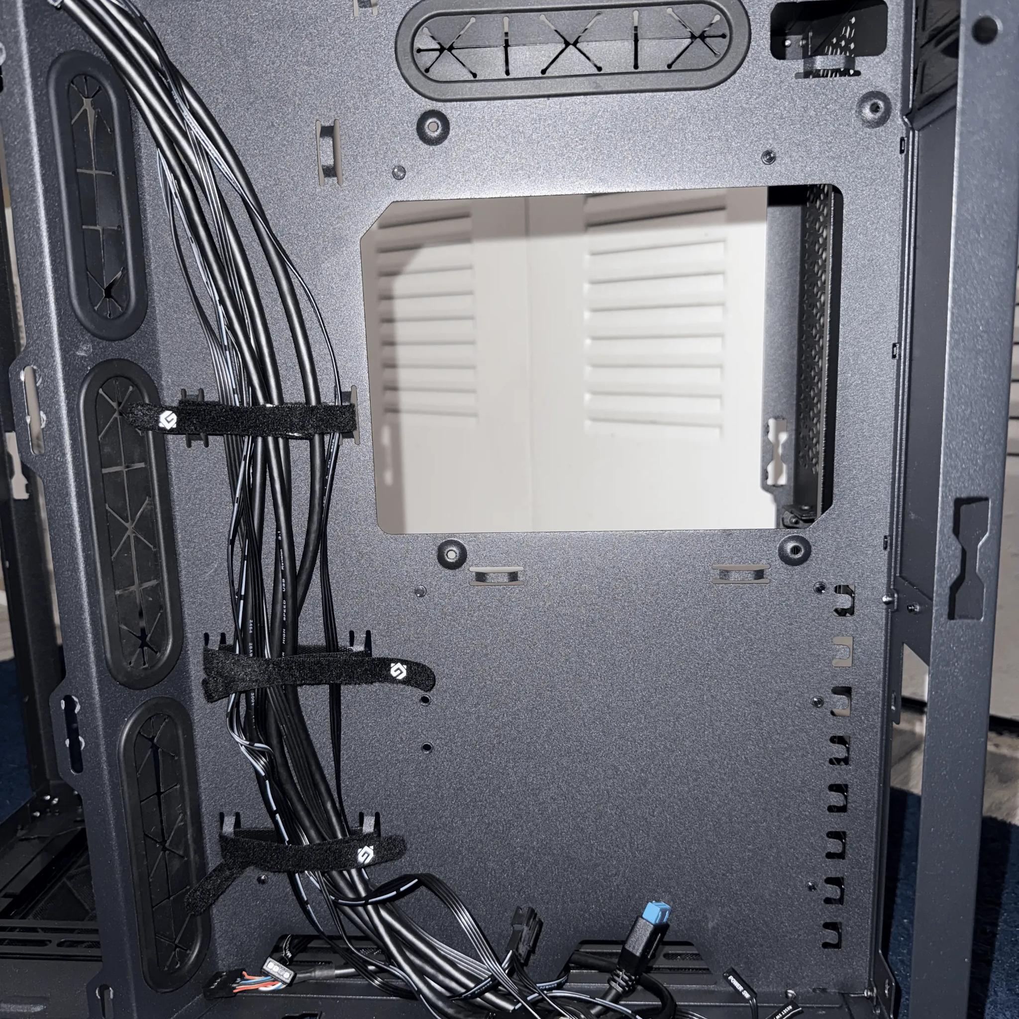Phanteks MagniumGear Neo Qube 2 ATX Mid Tower Case | Dual System