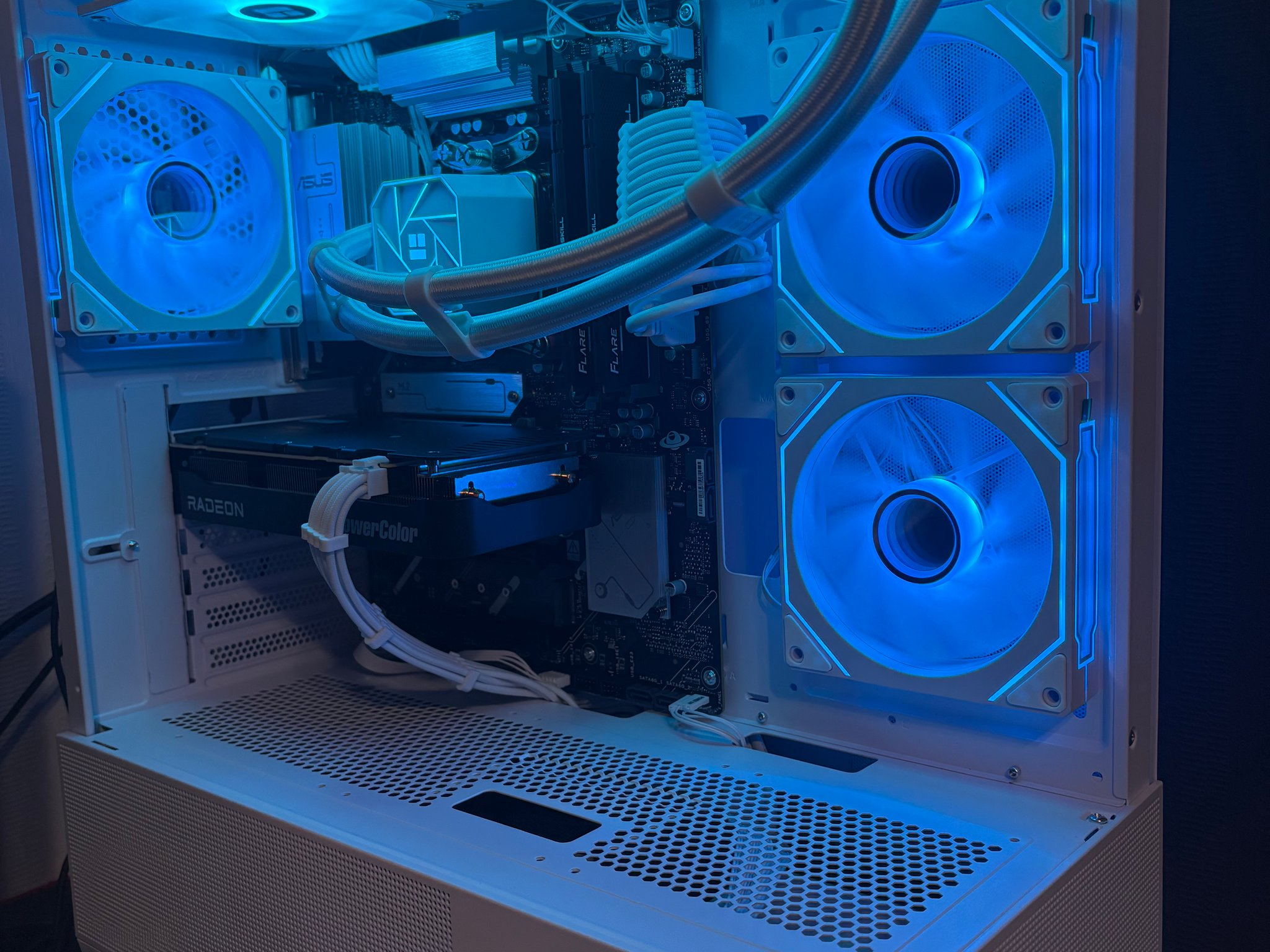 1440p Streaming/Gaming PC|RX 9060XT 16GB|Ryzen 5 7600x|1 TB M.2 SSD