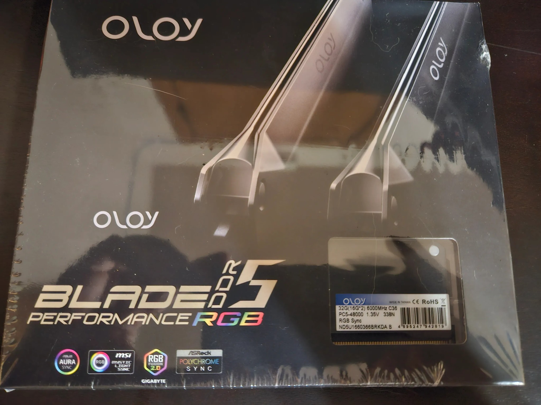 OLOy BNIB Blade RGB 32GB (2 x 16GB) 288-Pin PC RAM DDR5 6000 (PC5 48000)